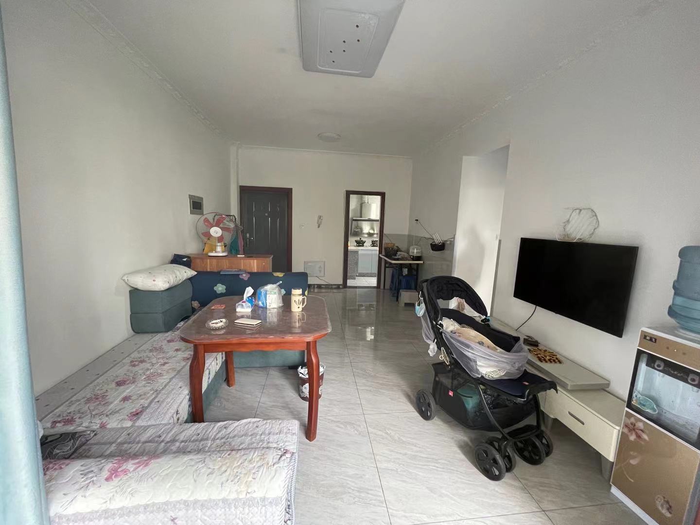 南湖锦苑 2室2厅1卫 2000.0元/月 南湖锦苑 2室2厅1卫 2000.0元/月室内图