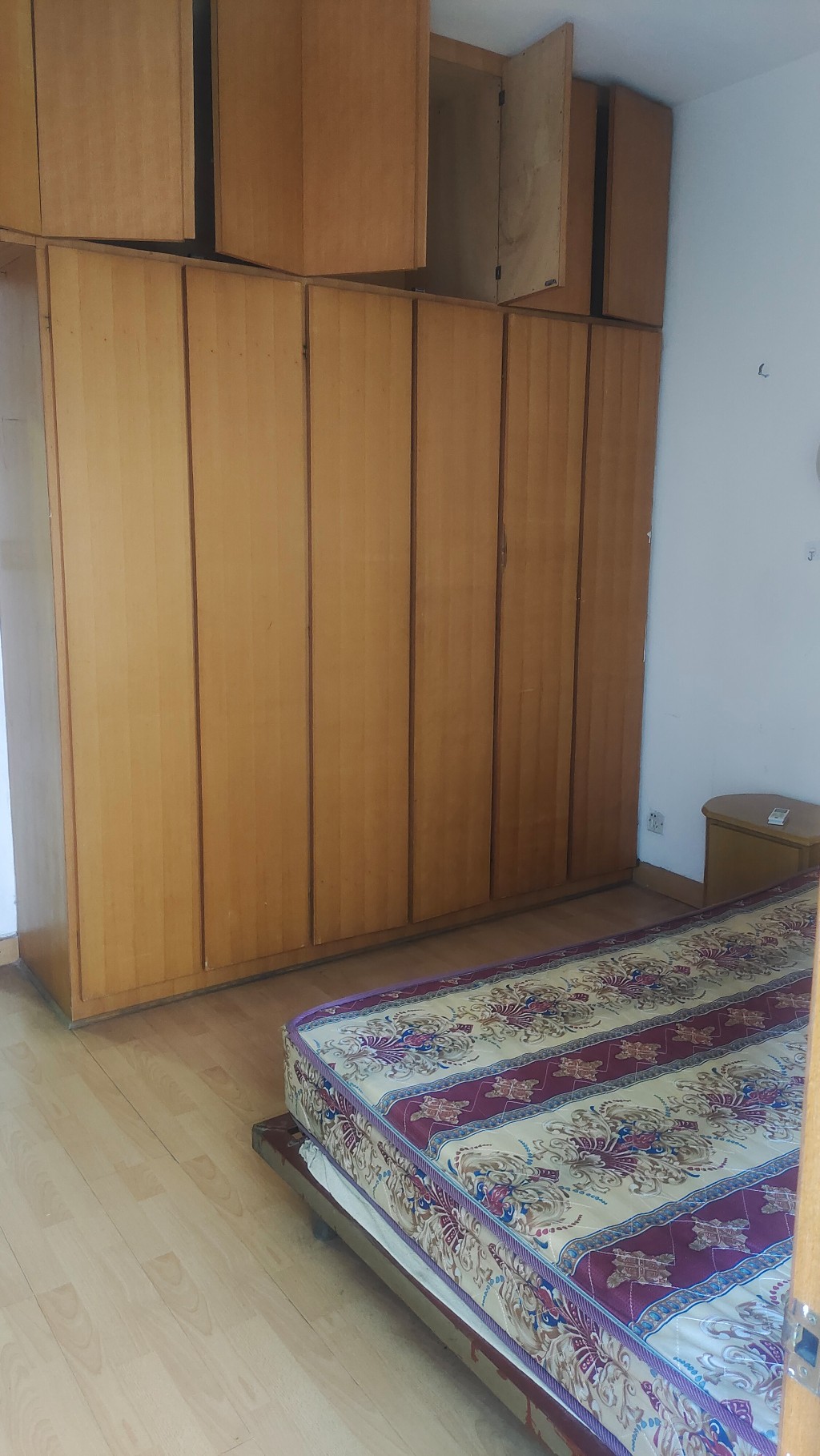 洪福花园 2室1厅1卫 700.0元/月 洪福花园 2室1厅1卫 700.0元/月室内图