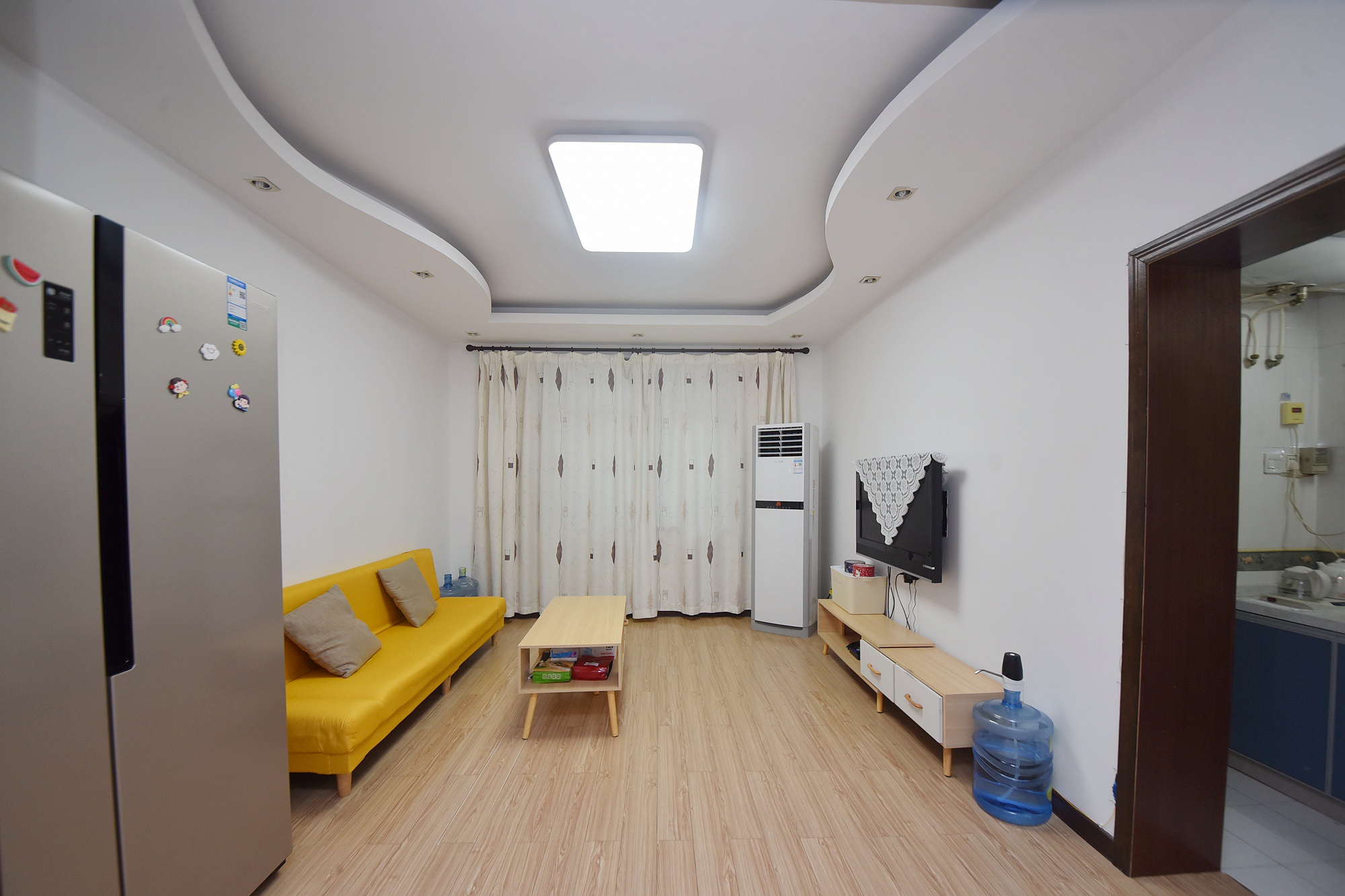 交通技校宿舍  2室1厅1卫   160.00万客厅