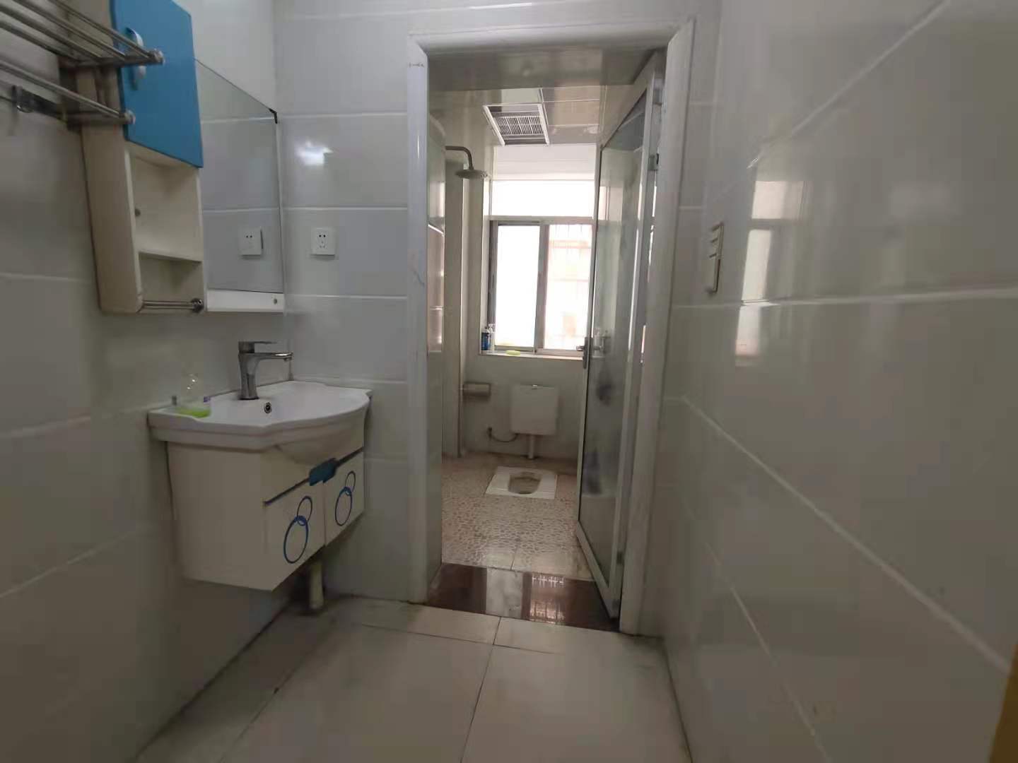 团圆嘉苑(蔡家村安置基地) 3室2厅1卫 1400.0元/月 团圆嘉苑(蔡家村安置基地) 3室2厅1卫 1400.0元/月室内图