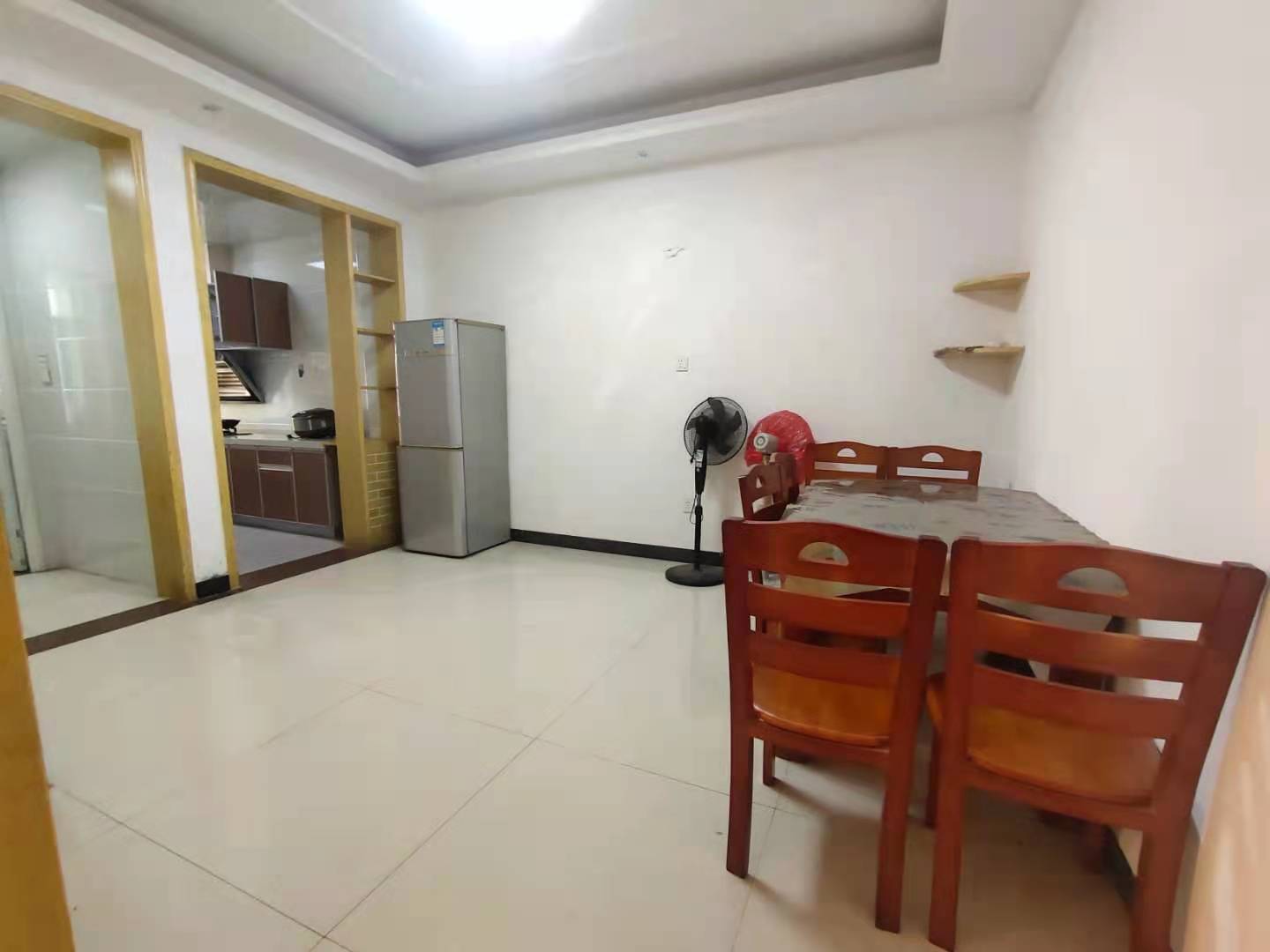 团圆嘉苑(蔡家村安置基地) 3室2厅1卫 1400.0元/月 团圆嘉苑(蔡家村安置基地) 3室2厅1卫 1400.0元/月室内图