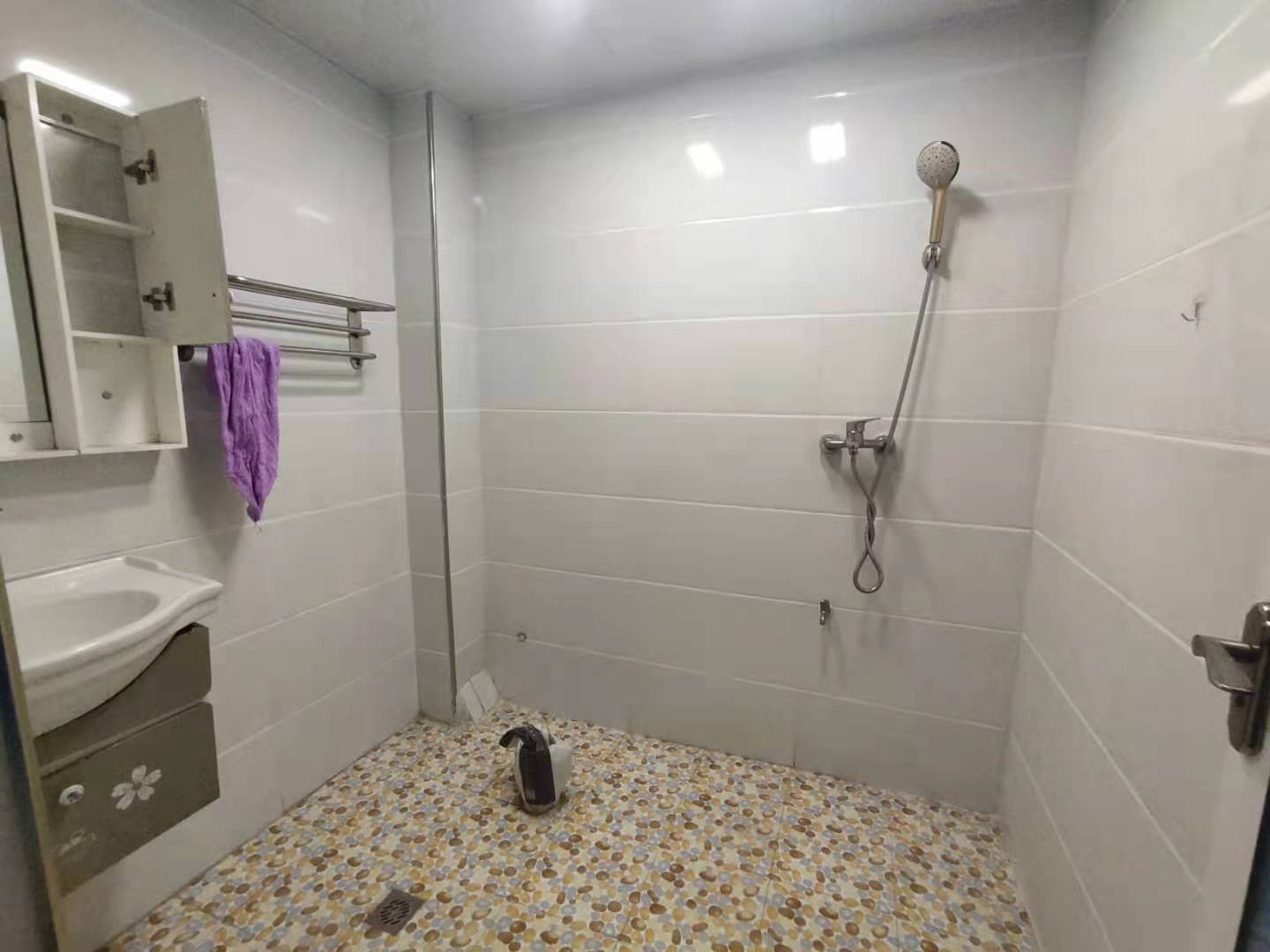 团圆嘉苑(蔡家村安置基地) 3室2厅1卫 1400.0元/月 团圆嘉苑(蔡家村安置基地) 3室2厅1卫 1400.0元/月室内图