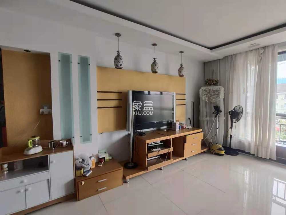 丽景花园  4室2厅2卫    68.8万