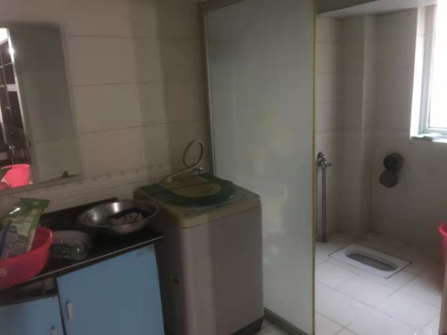 滨江一村 0室0厅0卫 1600.0元/月 滨江一村 0室0厅0卫 1600.0元/月室内图