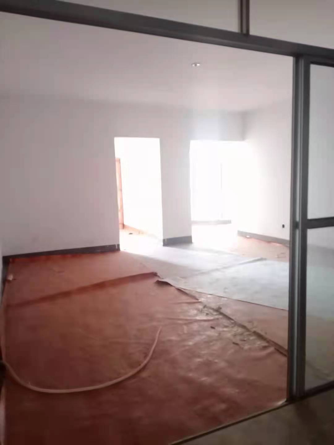 欧洲城楼上公寓楼 3室2厅1卫 2000.0元/月 欧洲城楼上公寓楼 3室2厅1卫 2000.0元/月室内图