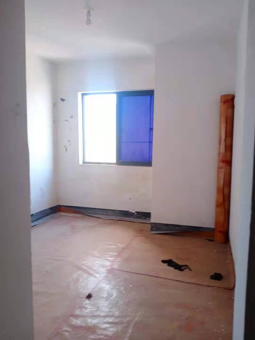 欧洲城楼上公寓楼 3室2厅1卫 2000.0元/月 欧洲城楼上公寓楼 3室2厅1卫 2000.0元/月室内图