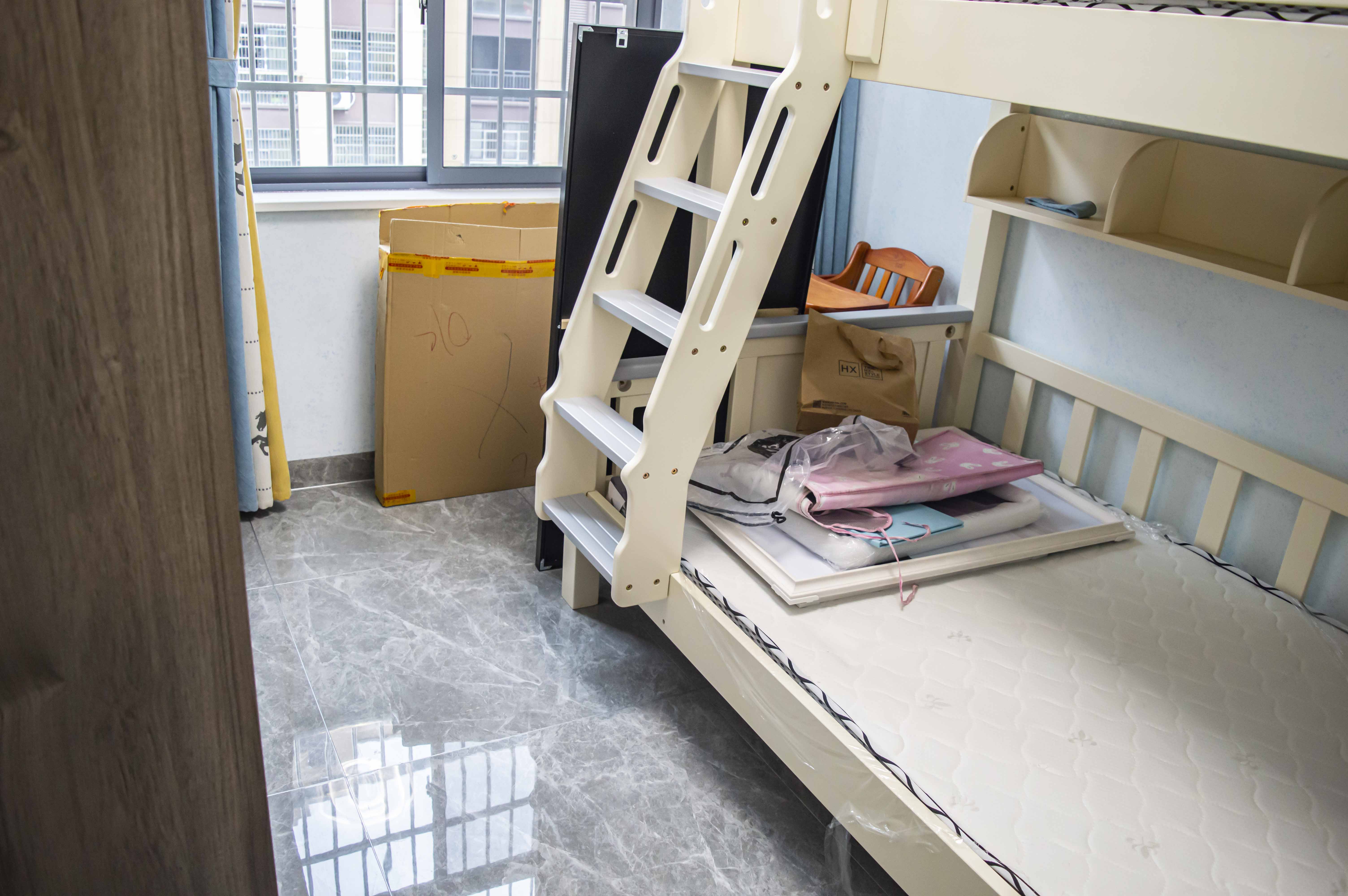 金水阳光 3室2厅1卫 96.8万 金水阳光 3室2厅1卫 96.8万客厅