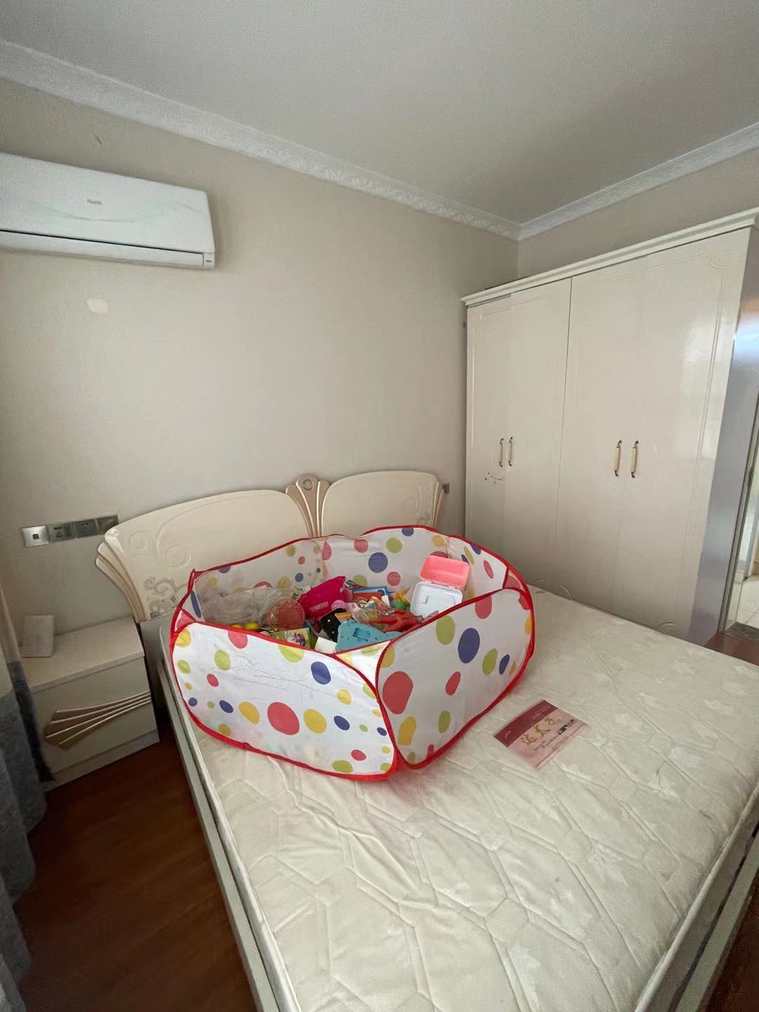 城南锦绣 3室2厅2卫 3000.0元/月 城南锦绣 3室2厅2卫 3000.0元/月室内图