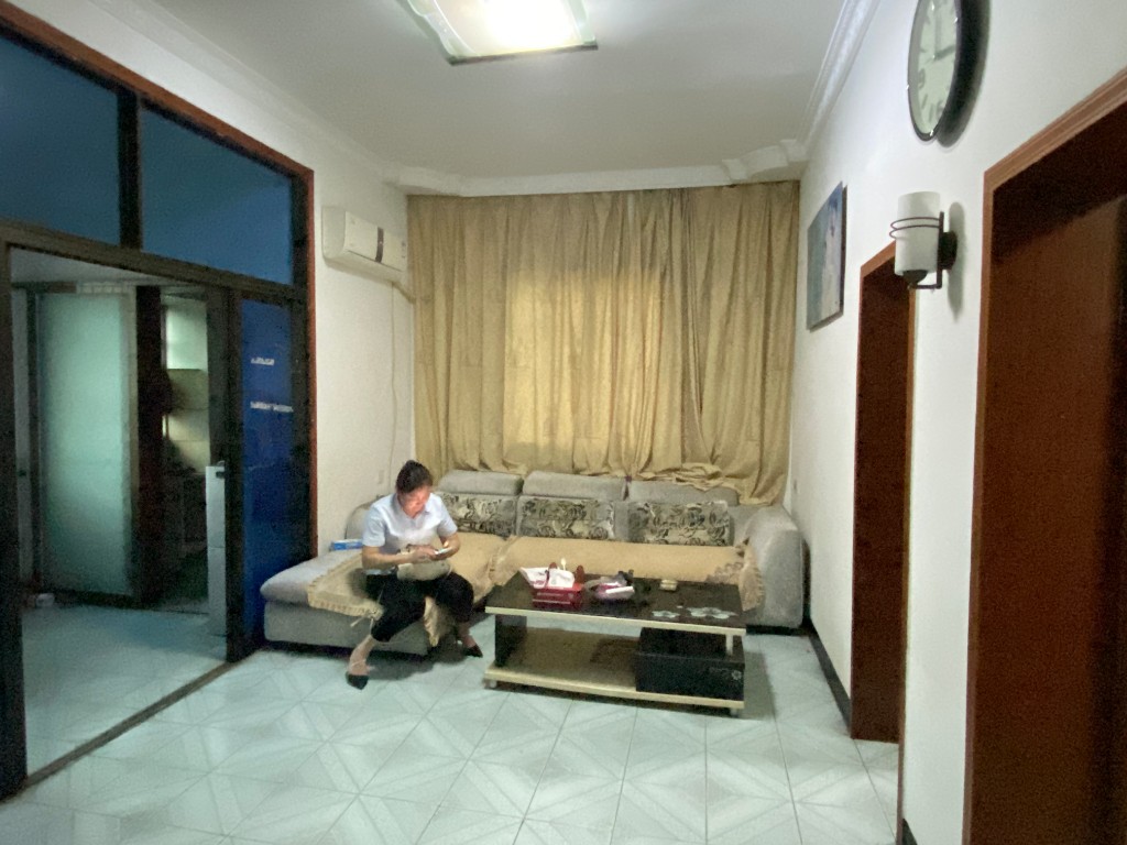 赫山区青年路茂林社区 3室2厅1卫 1200.0元/月 赫山区青年路茂林社区 3室2厅1卫 1200.0元/月室内图