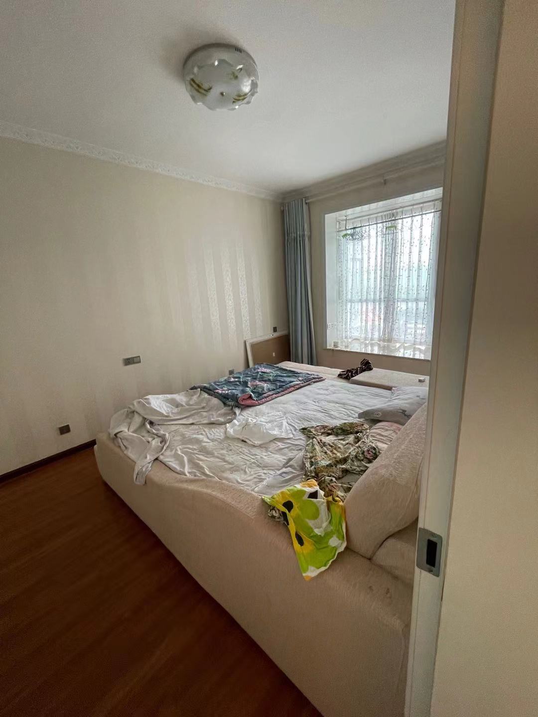 城南锦绣 3室2厅2卫 3000.0元/月 城南锦绣 3室2厅2卫 3000.0元/月室内图