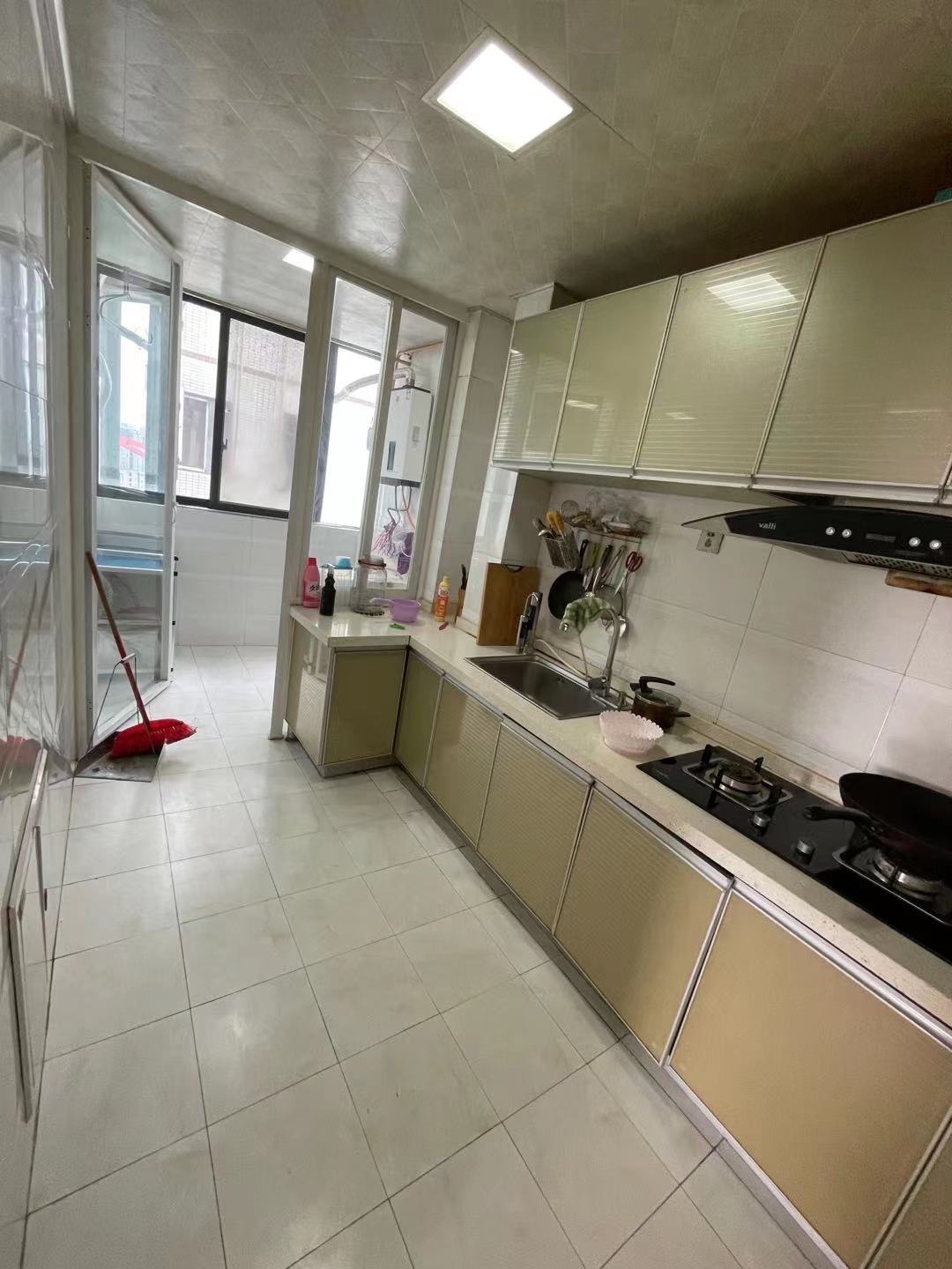 城南锦绣 3室2厅2卫 3000.0元/月 城南锦绣 3室2厅2卫 3000.0元/月室内图