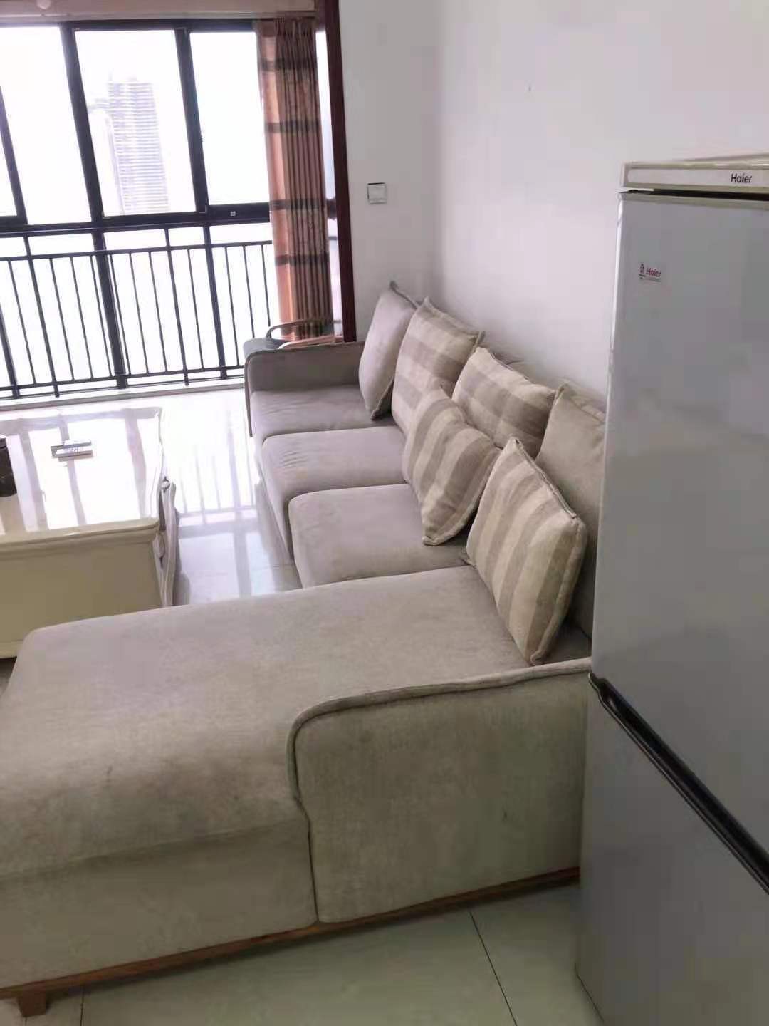 佳兆业君汇上品  2室1厅1卫   2200.00元/月室内图