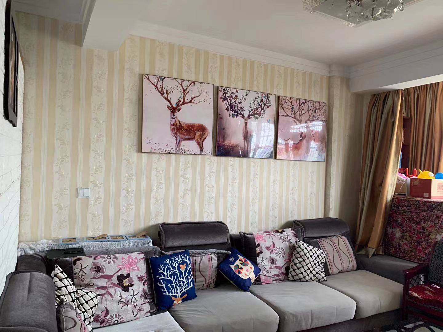 阳光小区 2室1厅1卫 23.0万 阳光小区 2室1厅1卫 23.0万客厅