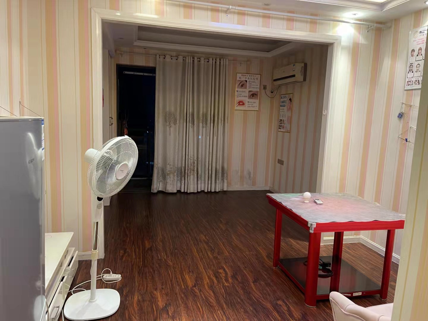 万豪城市花园 1室1厅1卫 1380.0元/月 万豪城市花园 1室1厅1卫 1380.0元/月室内图