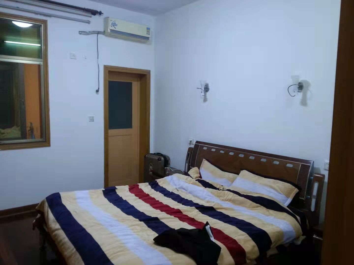 富康新村  2室2厅0卫    1500.0元/月 富康新村  2室2厅0卫    1500.0元/月室内图