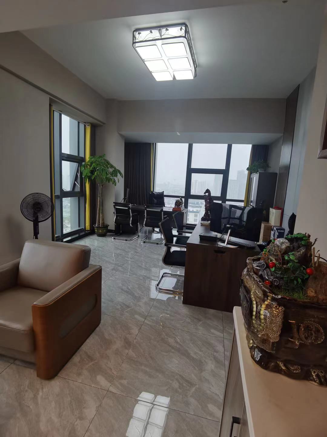 铂金时代 1室1厅1卫 2000.00元/月 铂金时代 1室1厅1卫 2000.00元/月室内图