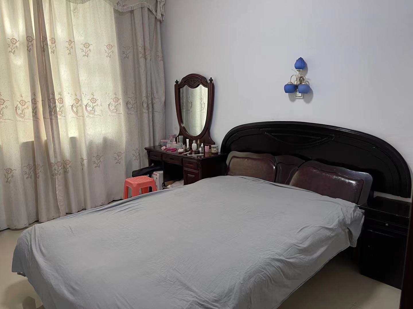 桃源临江花园小区 3室2厅1卫 52.8万 桃源临江花园小区 3室2厅1卫 52.8万卫生间