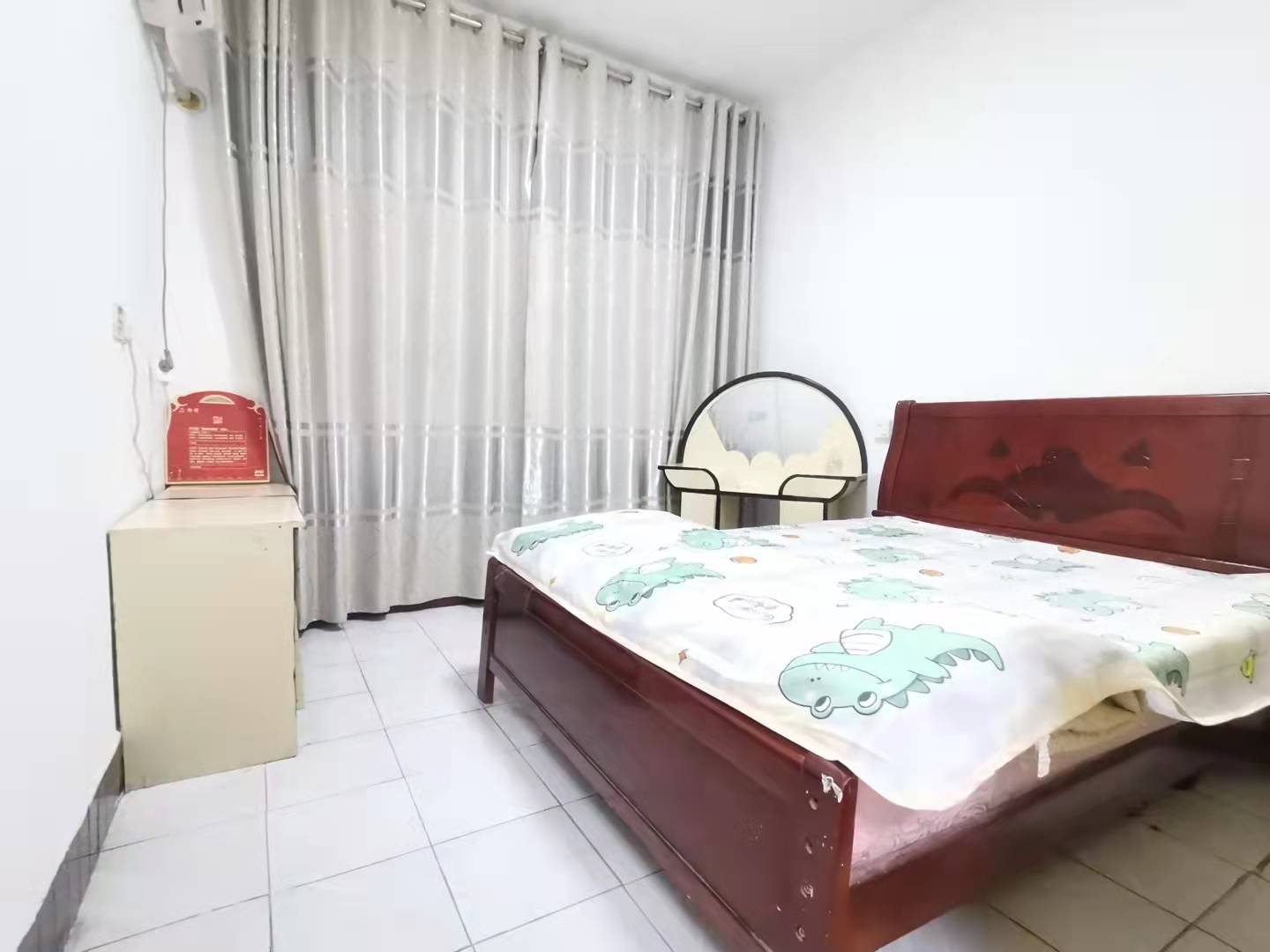 梓园社区(麻纺厂宿舍) 2室1厅1卫 700.0元/月 梓园社区(麻纺厂宿舍) 2室1厅1卫 700.0元/月室内图