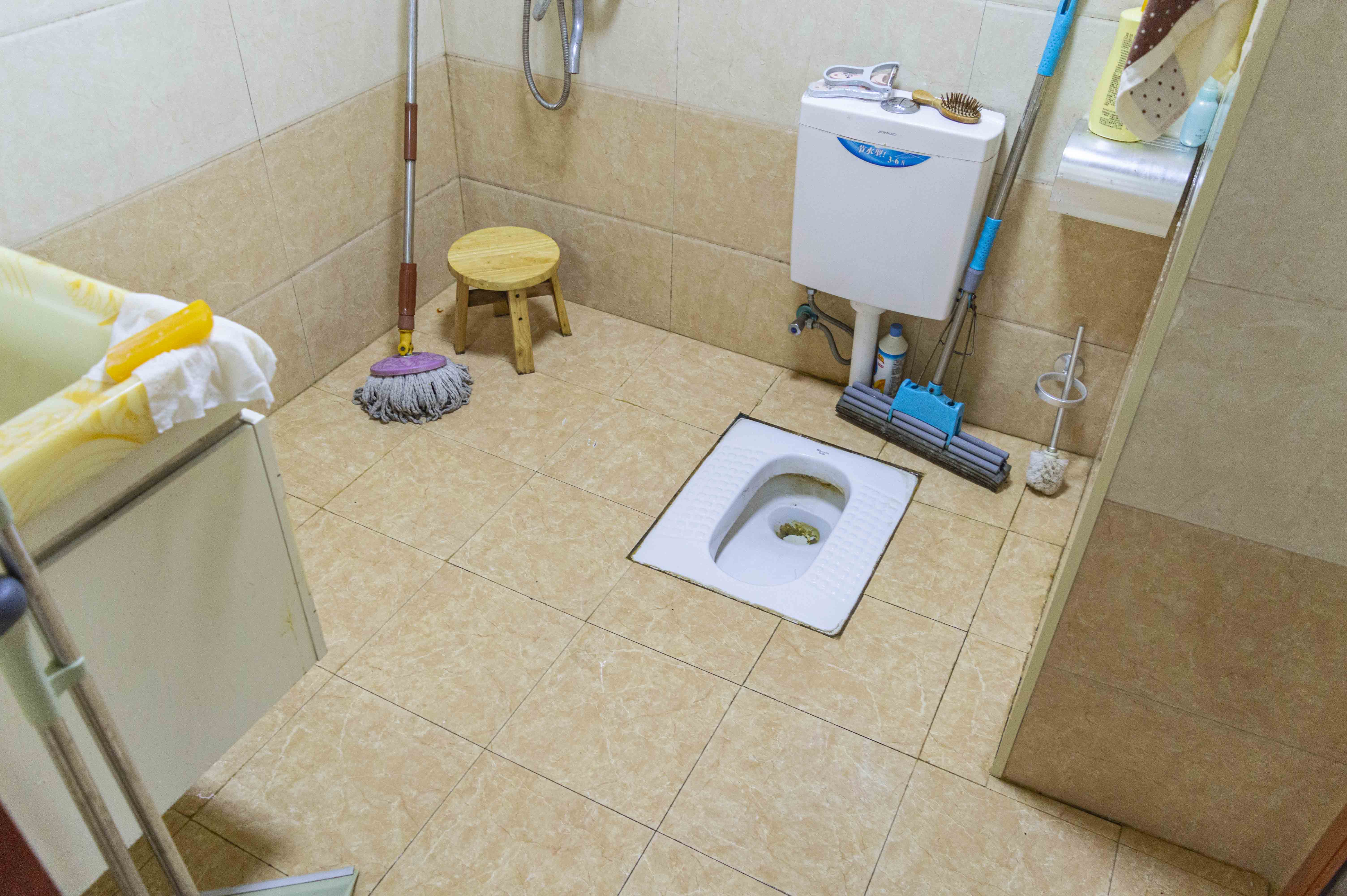 时代华府 2室2厅1卫 60.8万 时代华府 2室2厅1卫 60.8万客厅