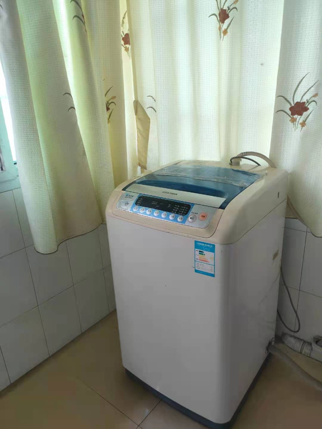 芙蓉小区新华东路123号 2室2厅1卫 39.8万 芙蓉小区新华东路123号 2室2厅1卫 39.8万客厅