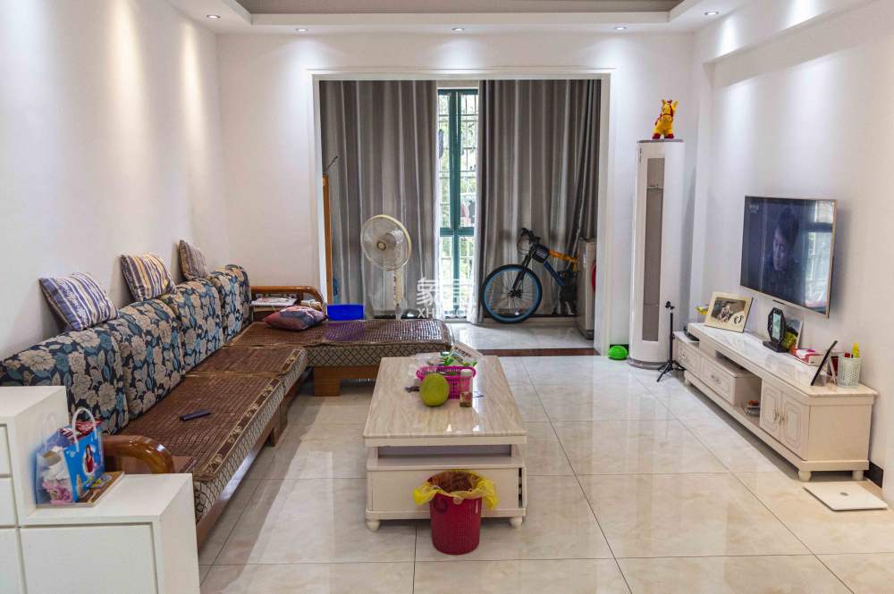 桃花里  2室2厅1卫    65.8万