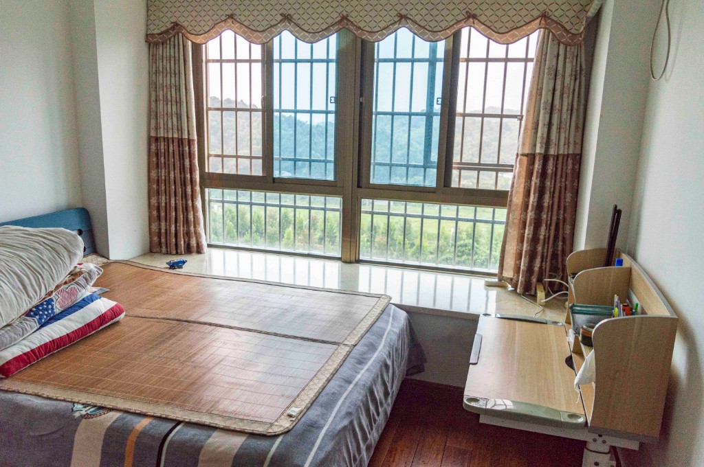 时代华府 2室2厅1卫 60.8万 时代华府 2室2厅1卫 60.8万客厅