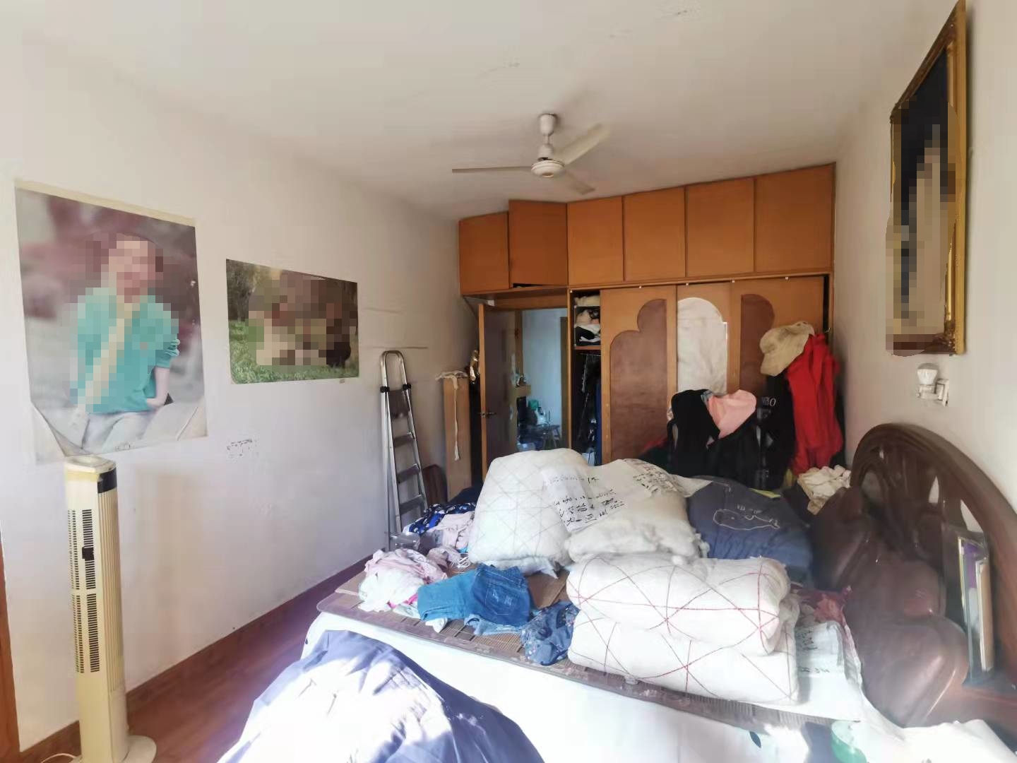 工学院学府村 3室2厅1卫 52.0万 工学院学府村 3室2厅1卫 52.0万客厅