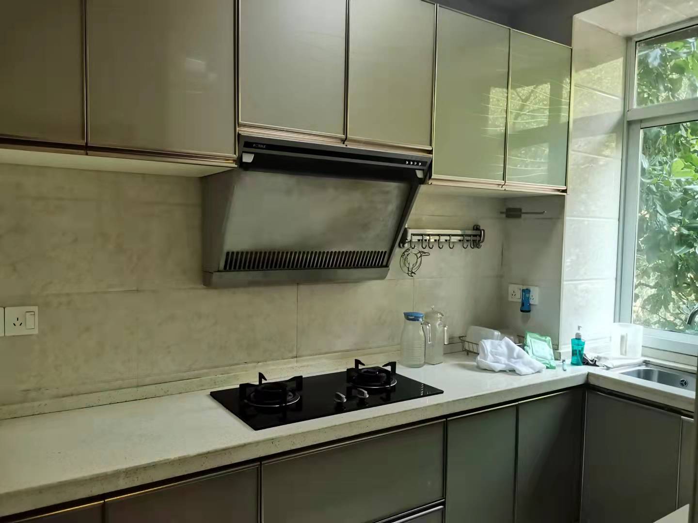 老市政府家属楼(机关三院) 2室2厅1卫 1680.0元/月 老市政府家属楼(机关三院) 2室2厅1卫 1680.0元/月室内图