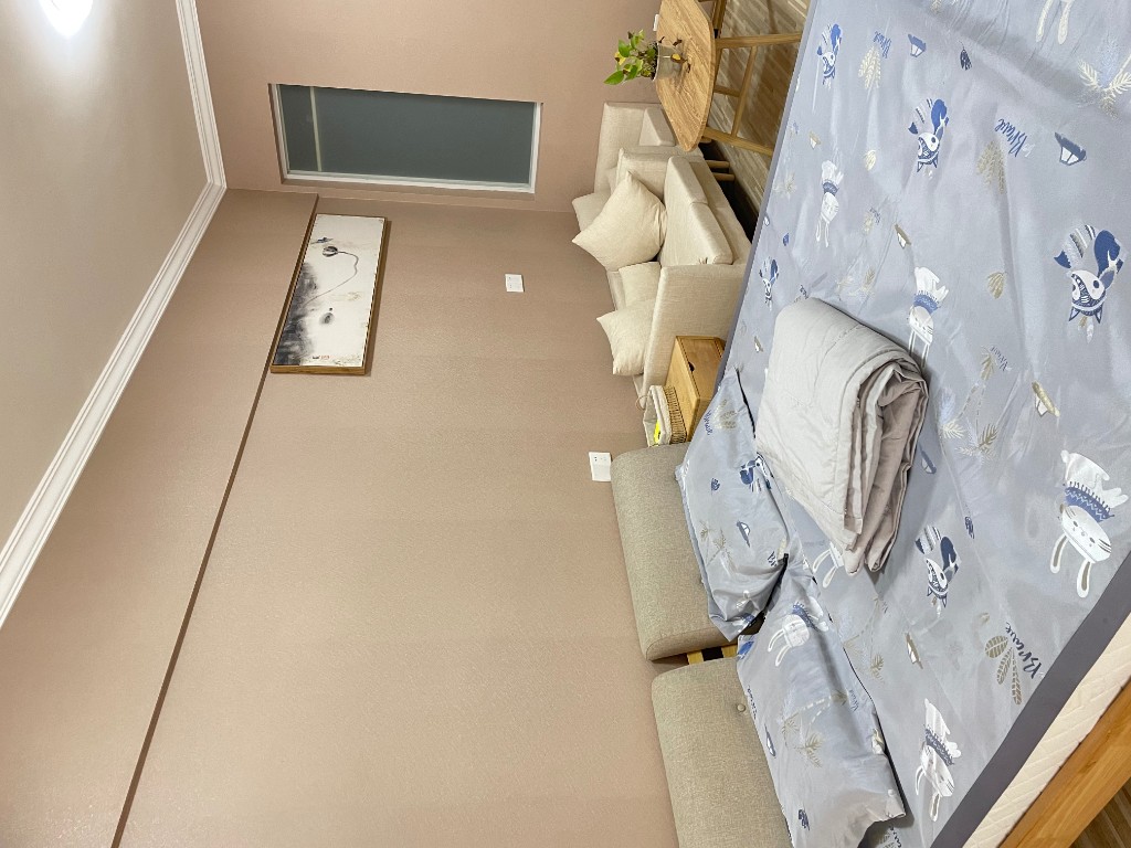 珠江愉景新城  1室1厅1卫   28.00万客厅
