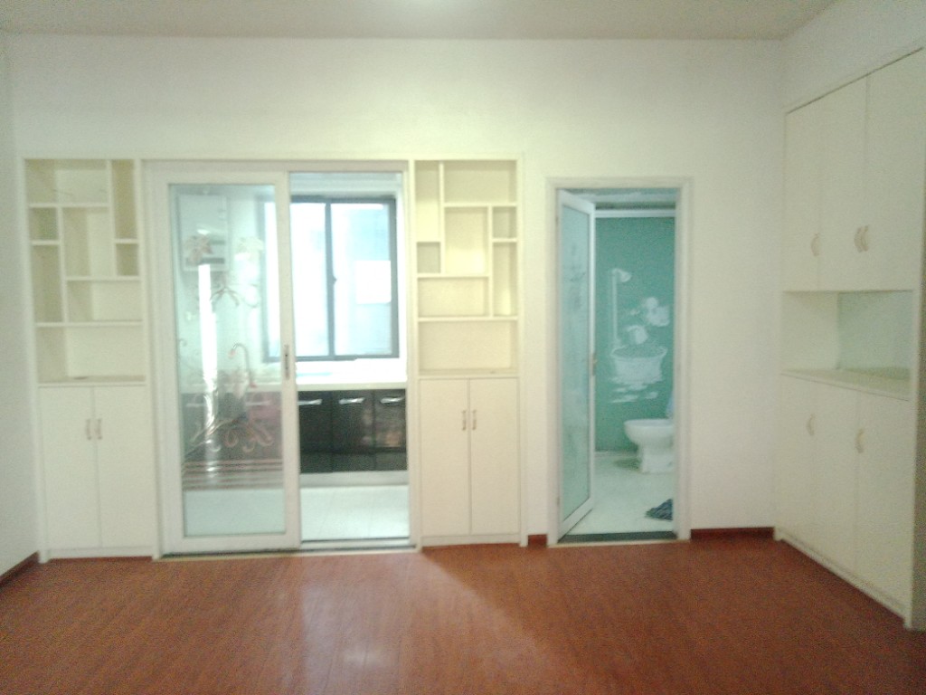 愉景湾东域  2室2厅1卫   1400.00元/月室内图