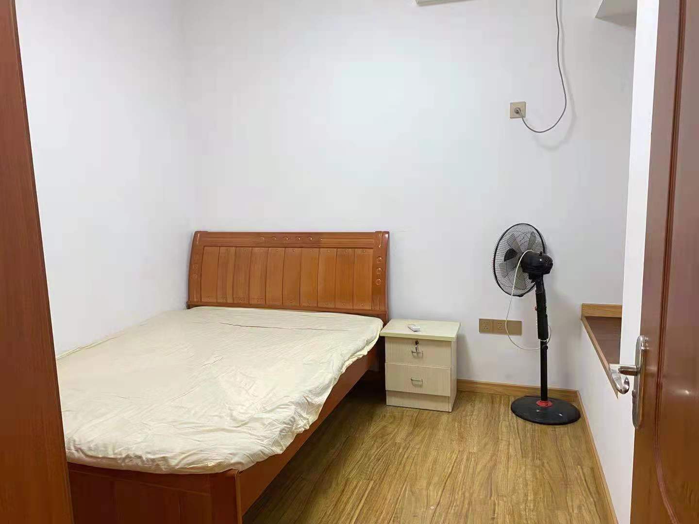 缤纷世家 2室2厅1卫 1600.0元/月 缤纷世家 2室2厅1卫 1600.0元/月室内图