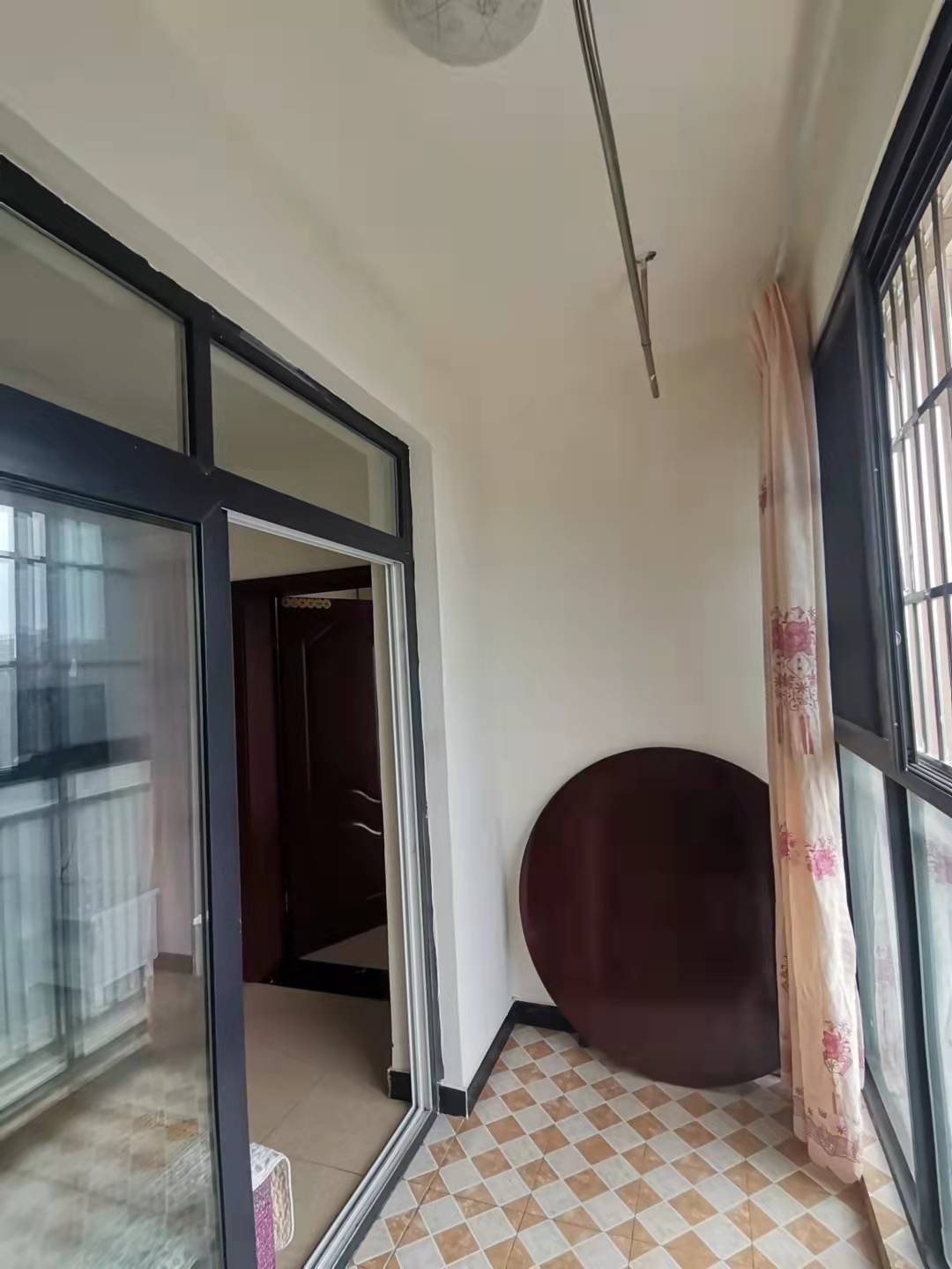 南湖春天 2室2厅1卫 2000.0元/月 南湖春天 2室2厅1卫 2000.0元/月室内图