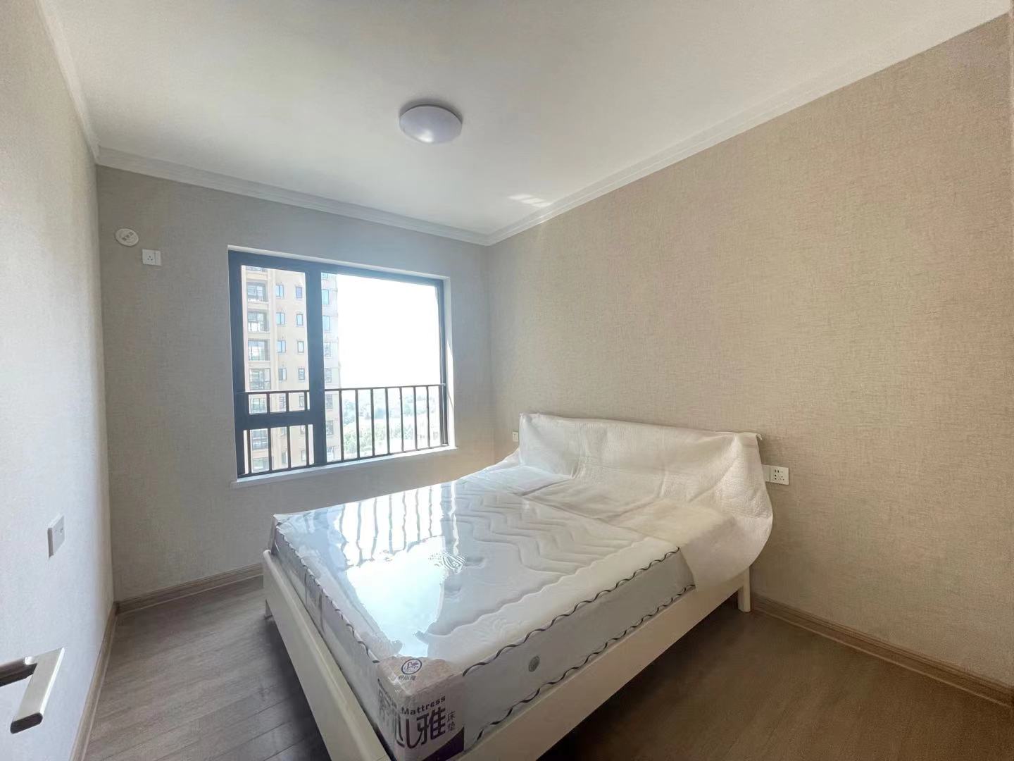 美的梧桐庄园 3室2厅2卫 1600.0元/月 美的梧桐庄园 3室2厅2卫 1600.0元/月室内图