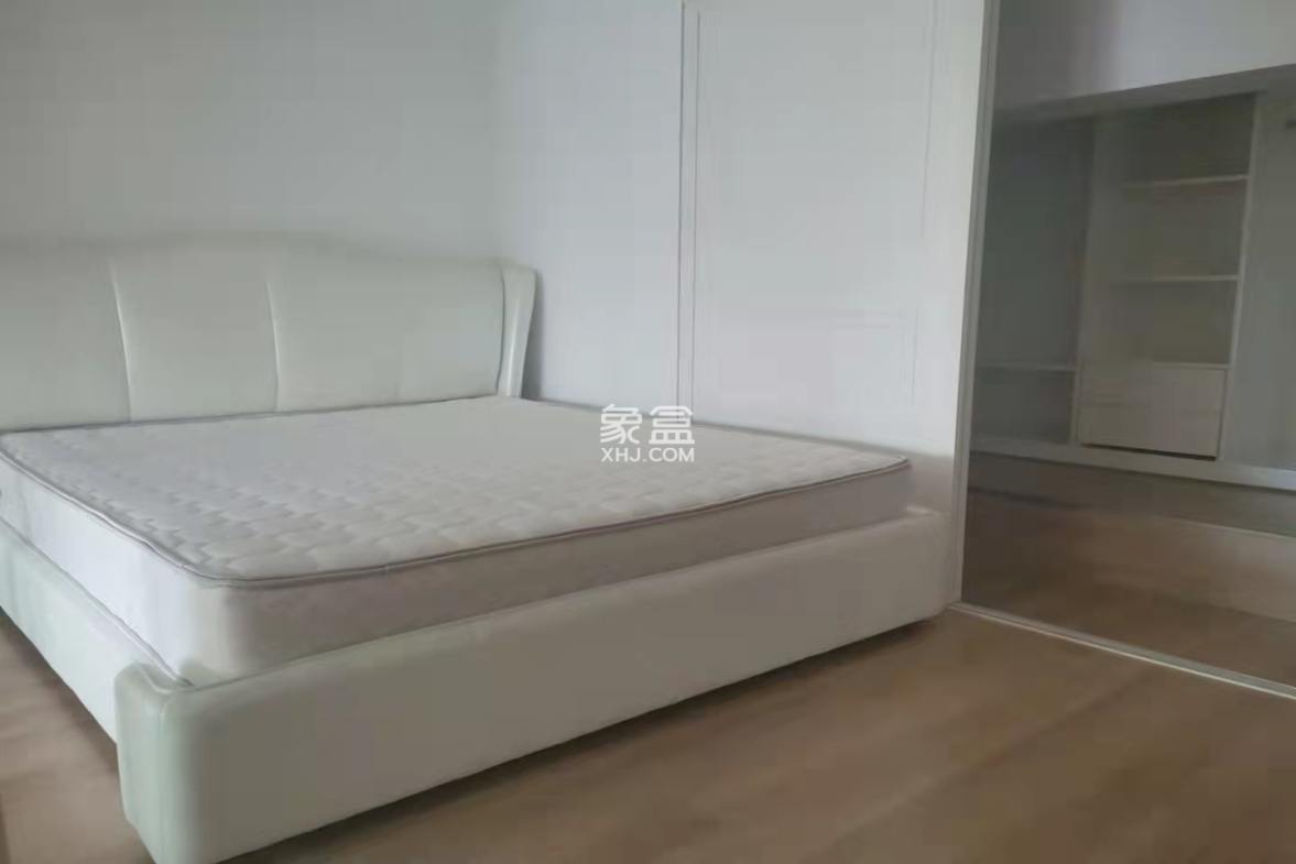 云顶上品  2室1厅1卫    1600.0元/月 云顶上品  2室1厅1卫    1600.0元/月室内图