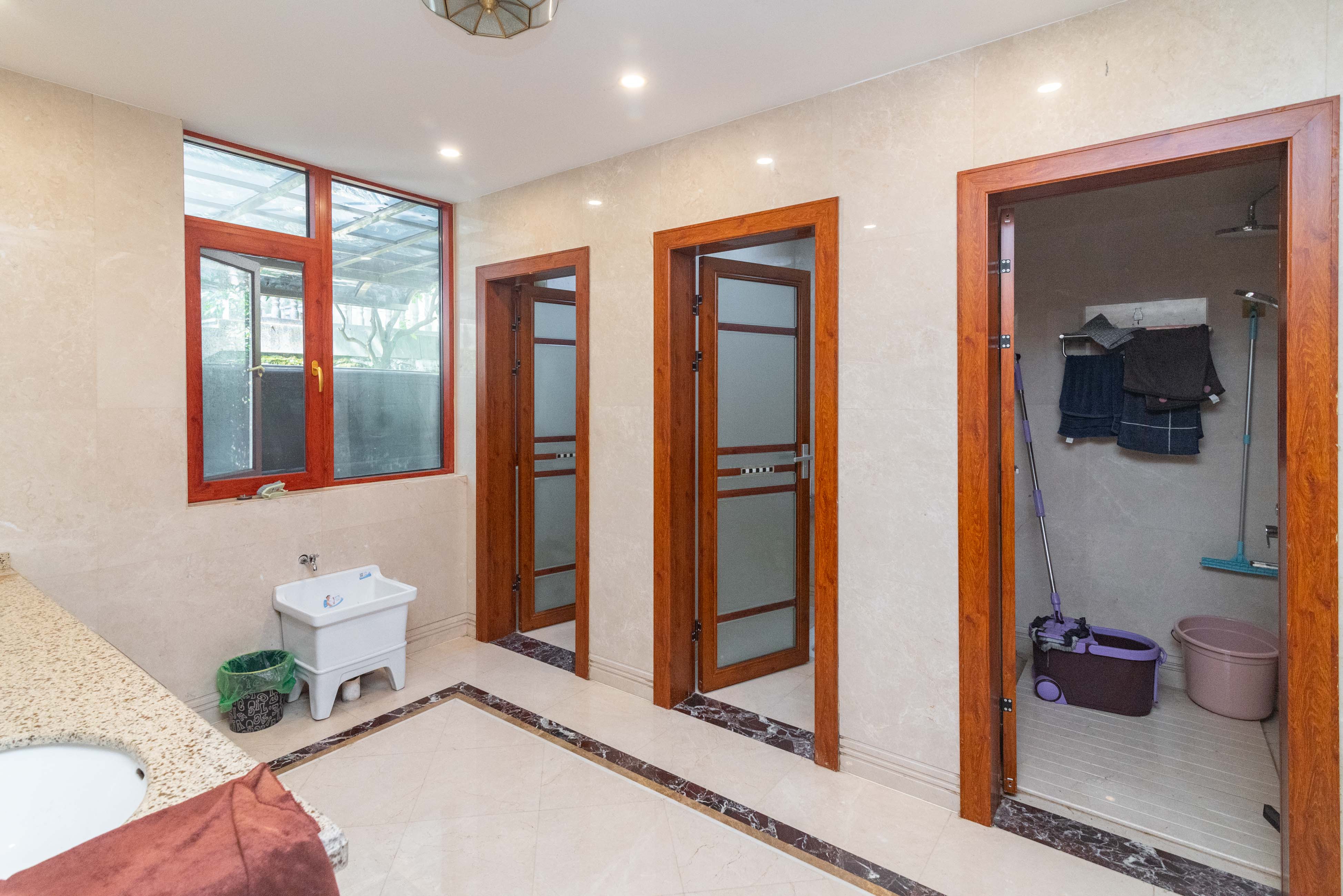 洪山翠园 10室4厅9卫 2680.0万 洪山翠园 10室4厅9卫 2680.0万其他