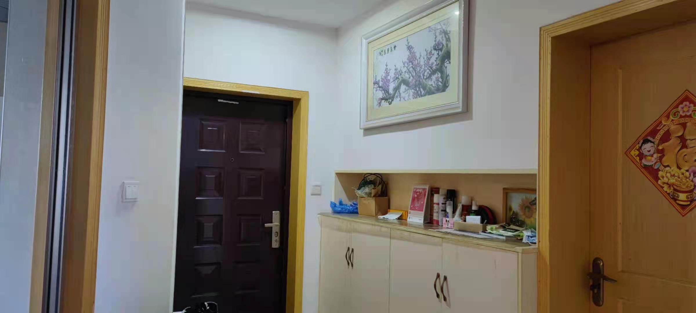 紫金名门 4室2厅2卫 83.8万 紫金名门 4室2厅2卫 83.8万客厅