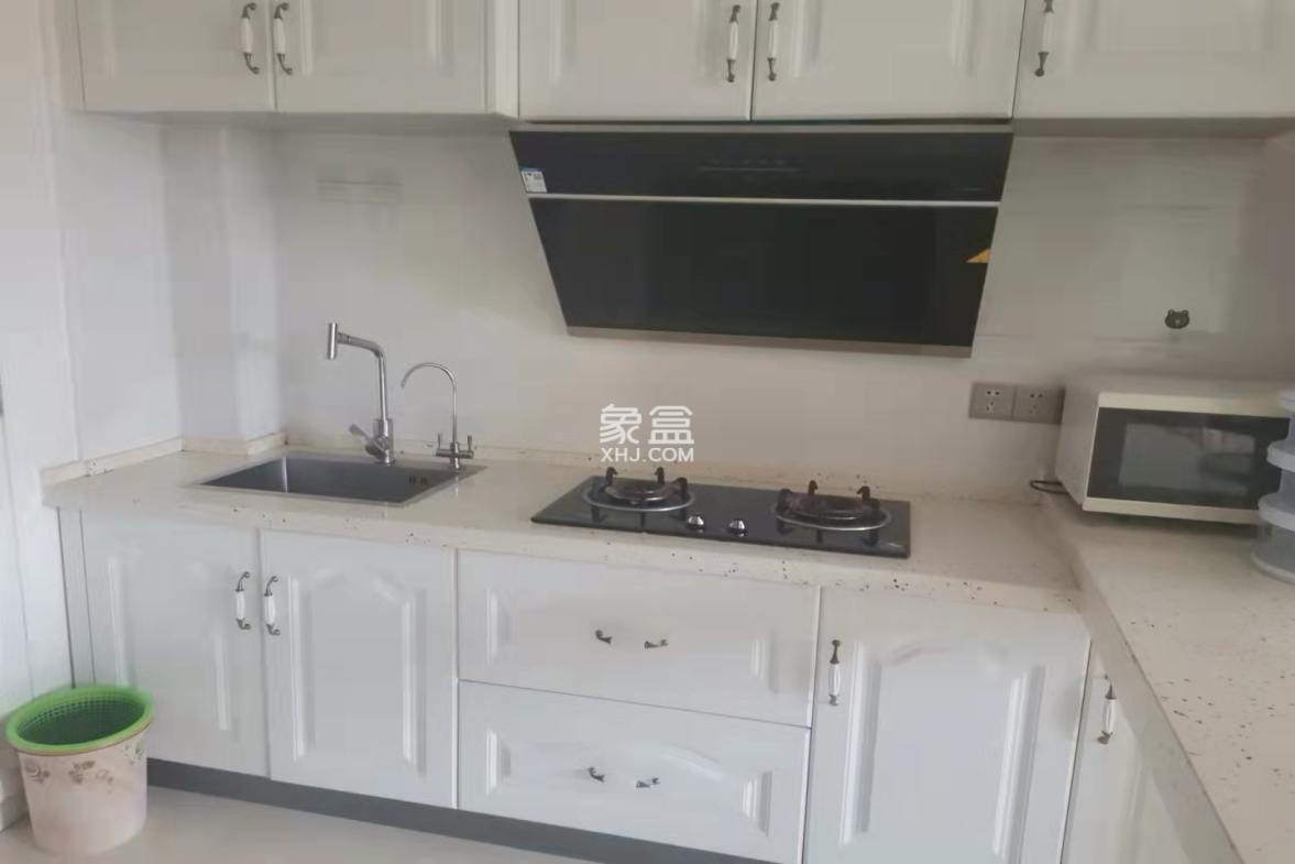 云顶上品  2室1厅1卫    1600.0元/月 云顶上品  2室1厅1卫    1600.0元/月室内图