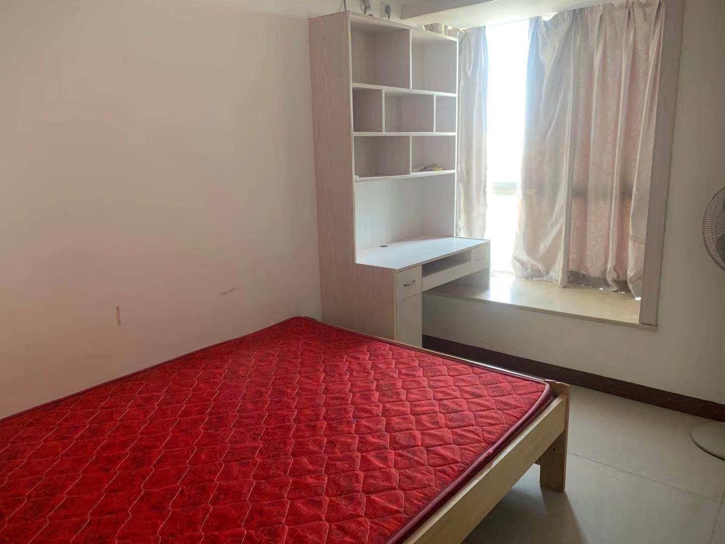 御笔华章  2室2厅1卫    1800.0元/月 御笔华章  2室2厅1卫    1800.0元/月室内图