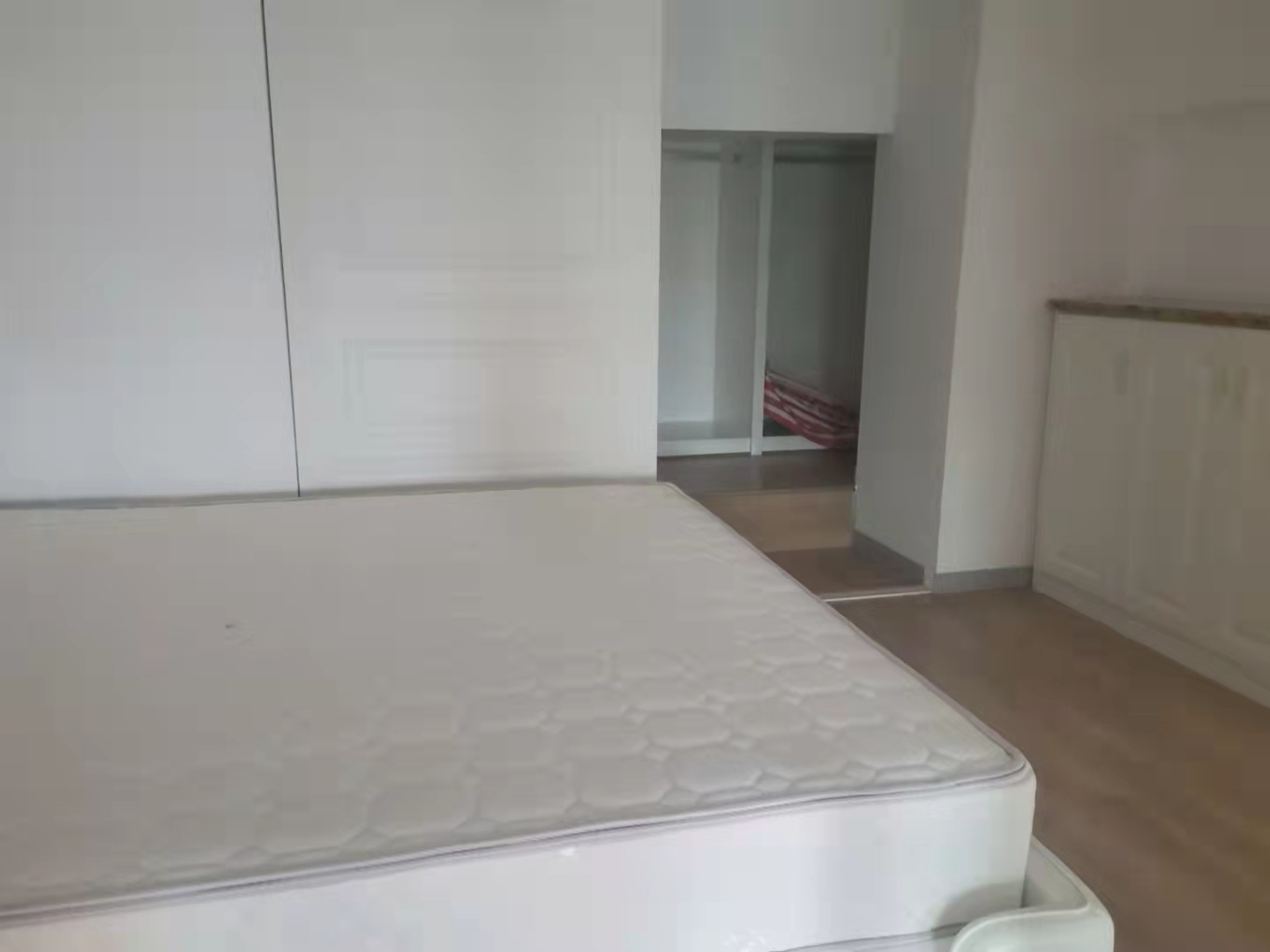云顶上品  2室1厅1卫   1600.00元/月室内图