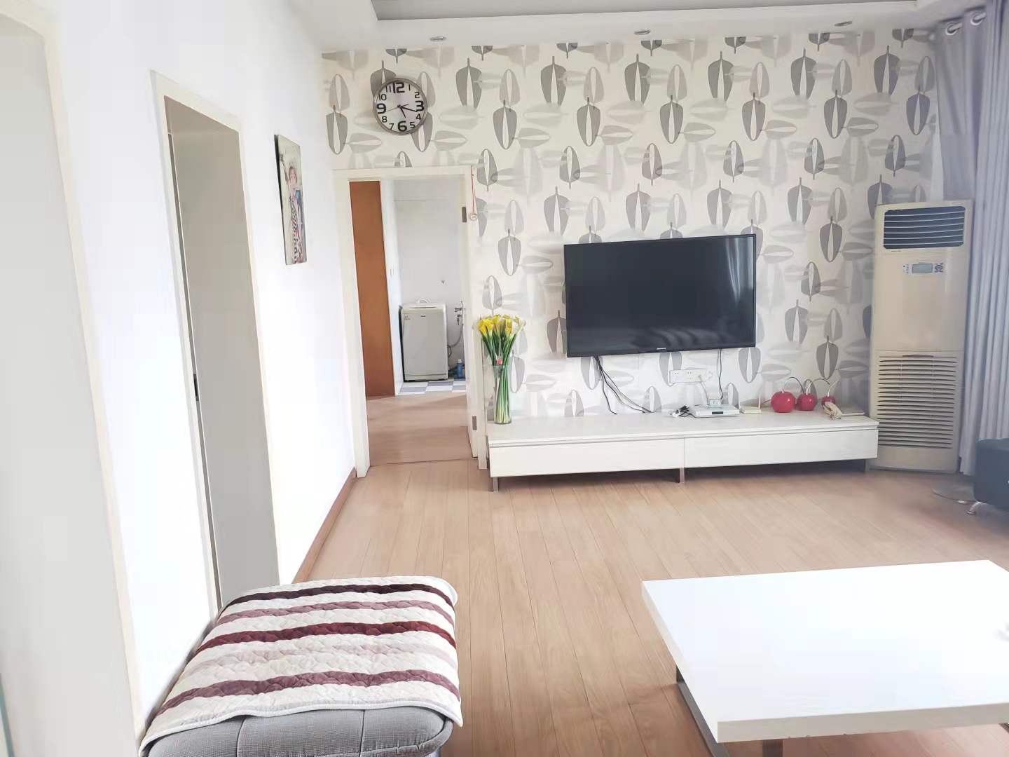 财苑小区(财政局1号宿舍)  3室2厅2卫    1200.0元/月 财苑小区(财政局1号宿舍)  3室2厅2卫    1200.0元/月室内图