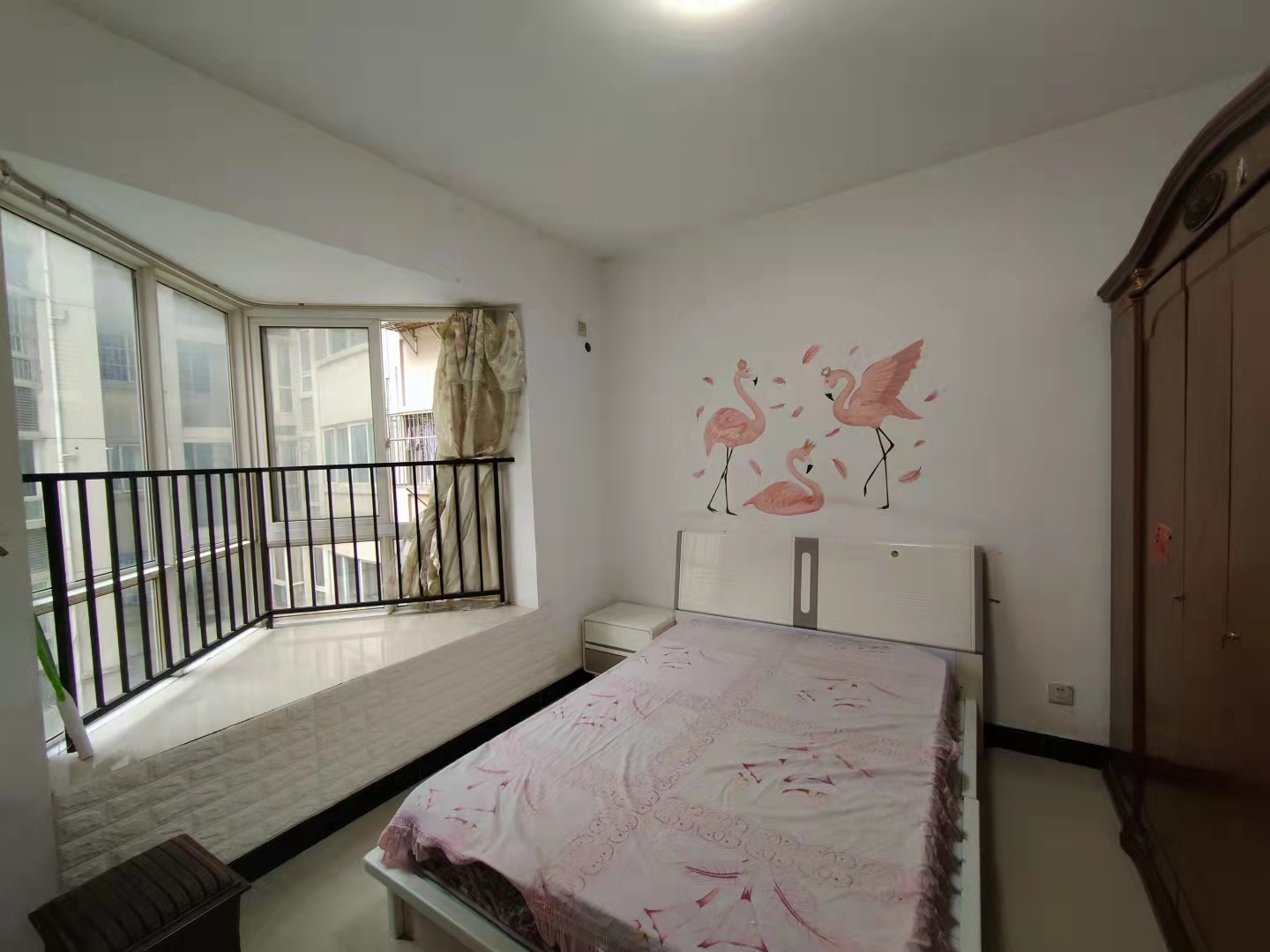 南湖锦苑 2室1厅1卫 1900.0元/月 南湖锦苑 2室1厅1卫 1900.0元/月室内图