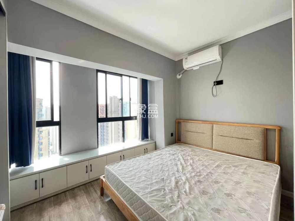 岳阳新天地  2室1厅2卫    2000.0元/月