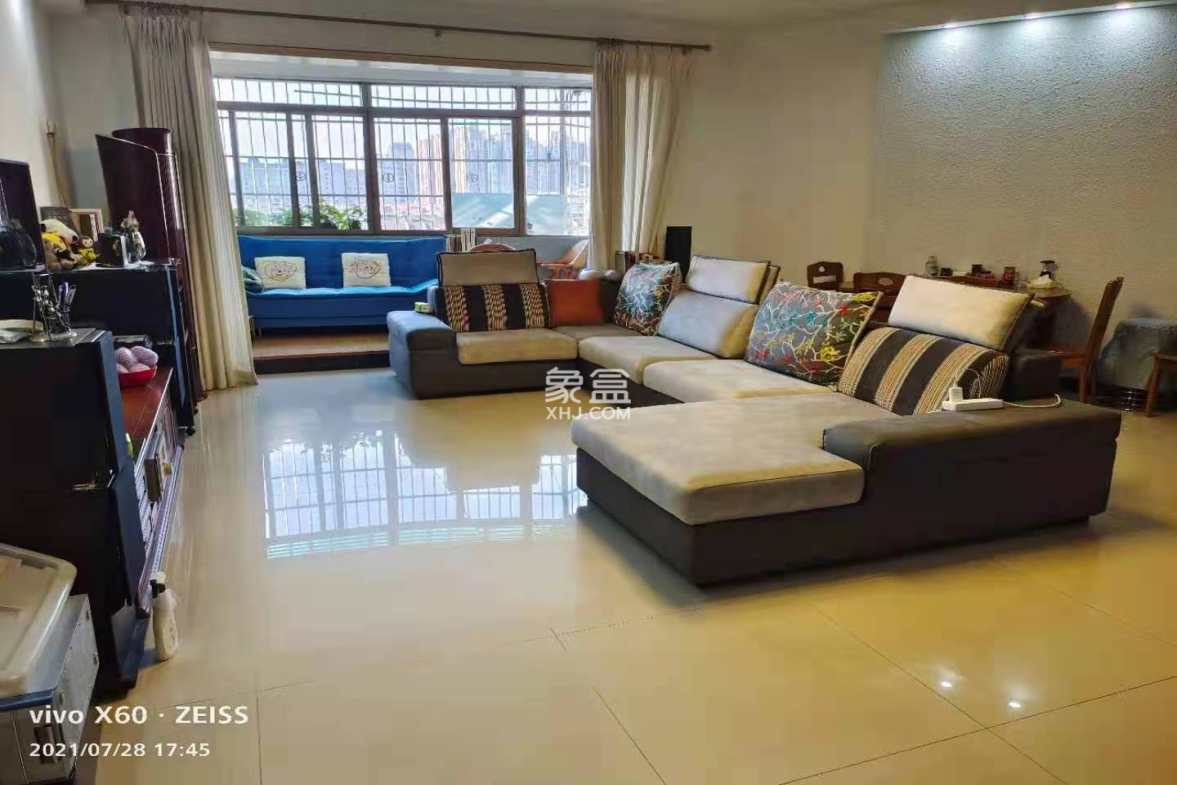 阳光走廊 1室1厅1卫 1200.0元/月 阳光走廊 1室1厅1卫 1200.0元/月室内图