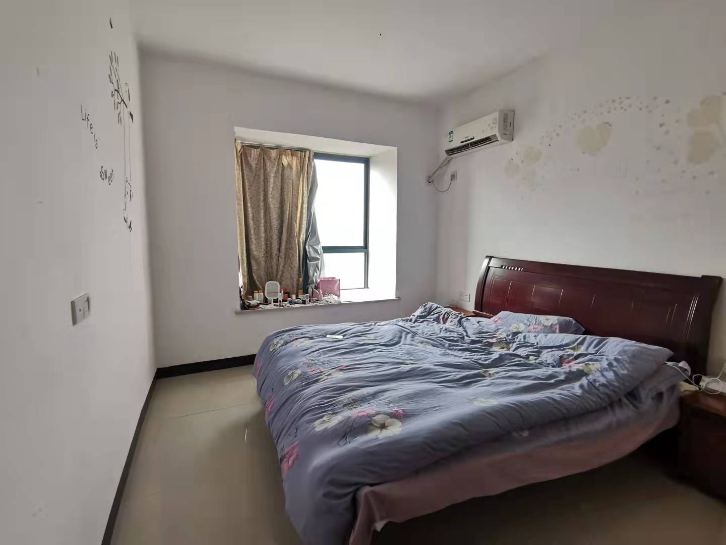 梓怡华府  2室2厅1卫    1400.0元/月 梓怡华府  2室2厅1卫    1400.0元/月室内图