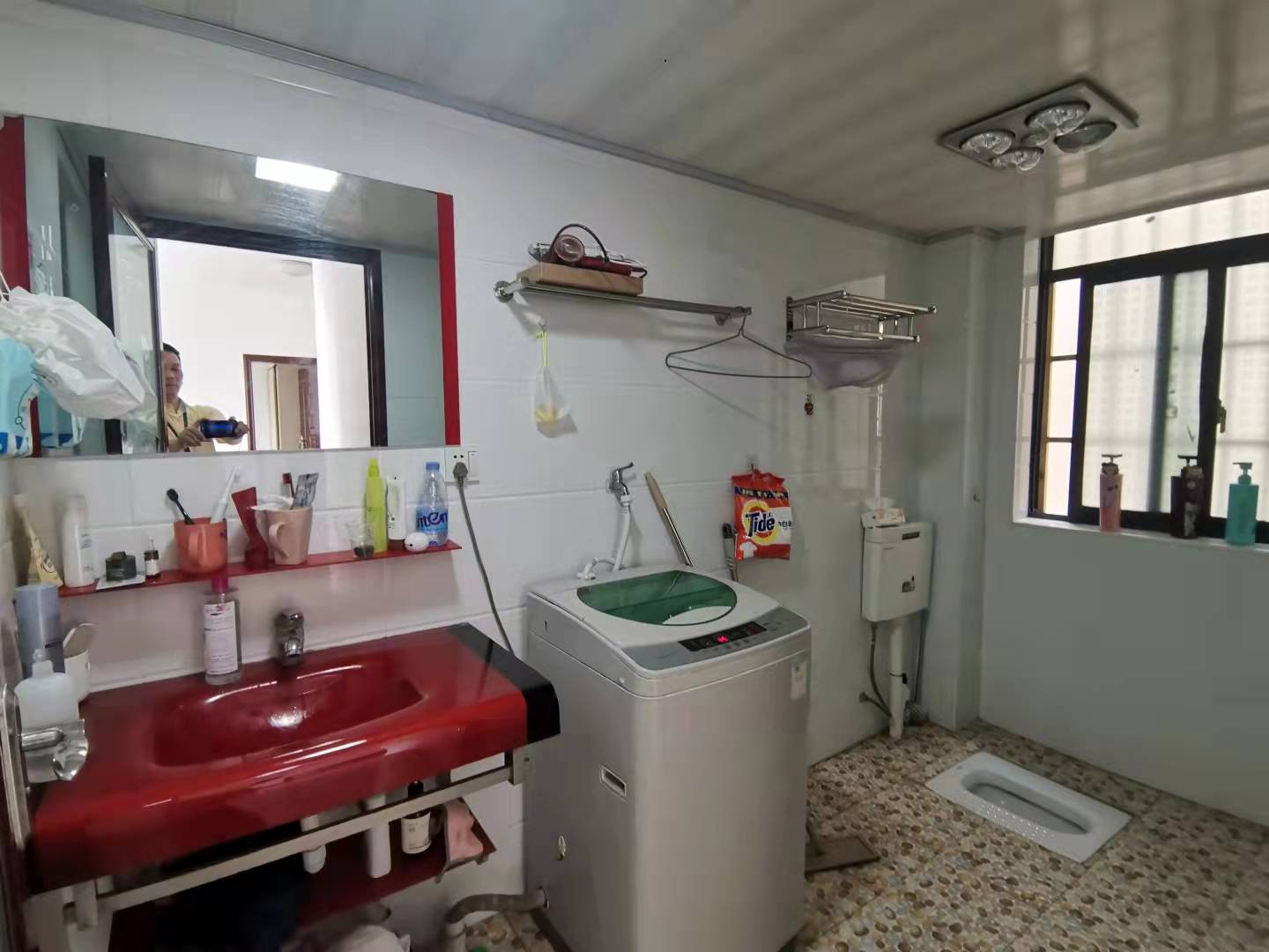 梓怡华府  2室2厅1卫    1400.0元/月 梓怡华府  2室2厅1卫    1400.0元/月室内图