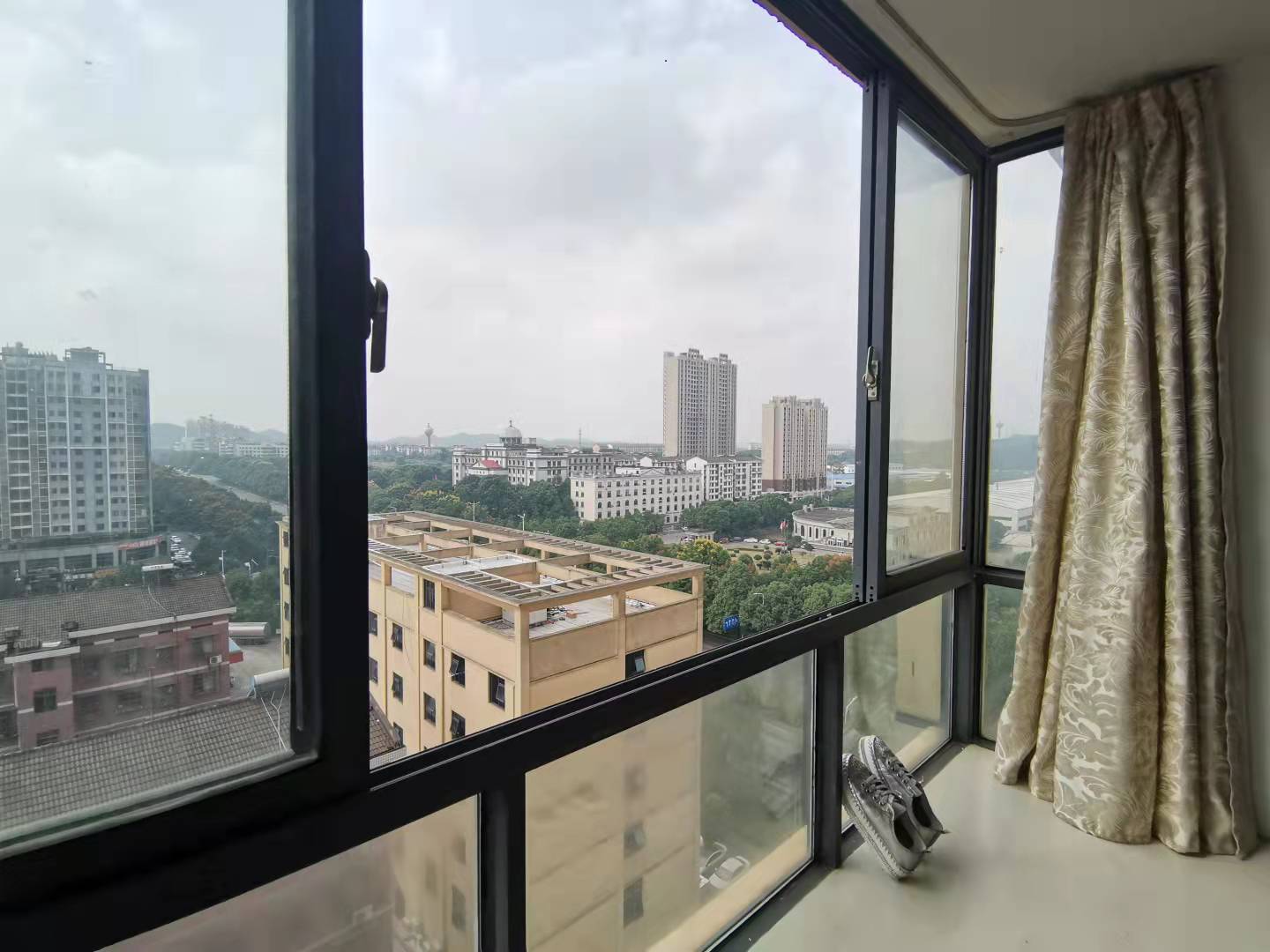 梓怡华府  2室2厅1卫    1400.0元/月 梓怡华府  2室2厅1卫    1400.0元/月室内图