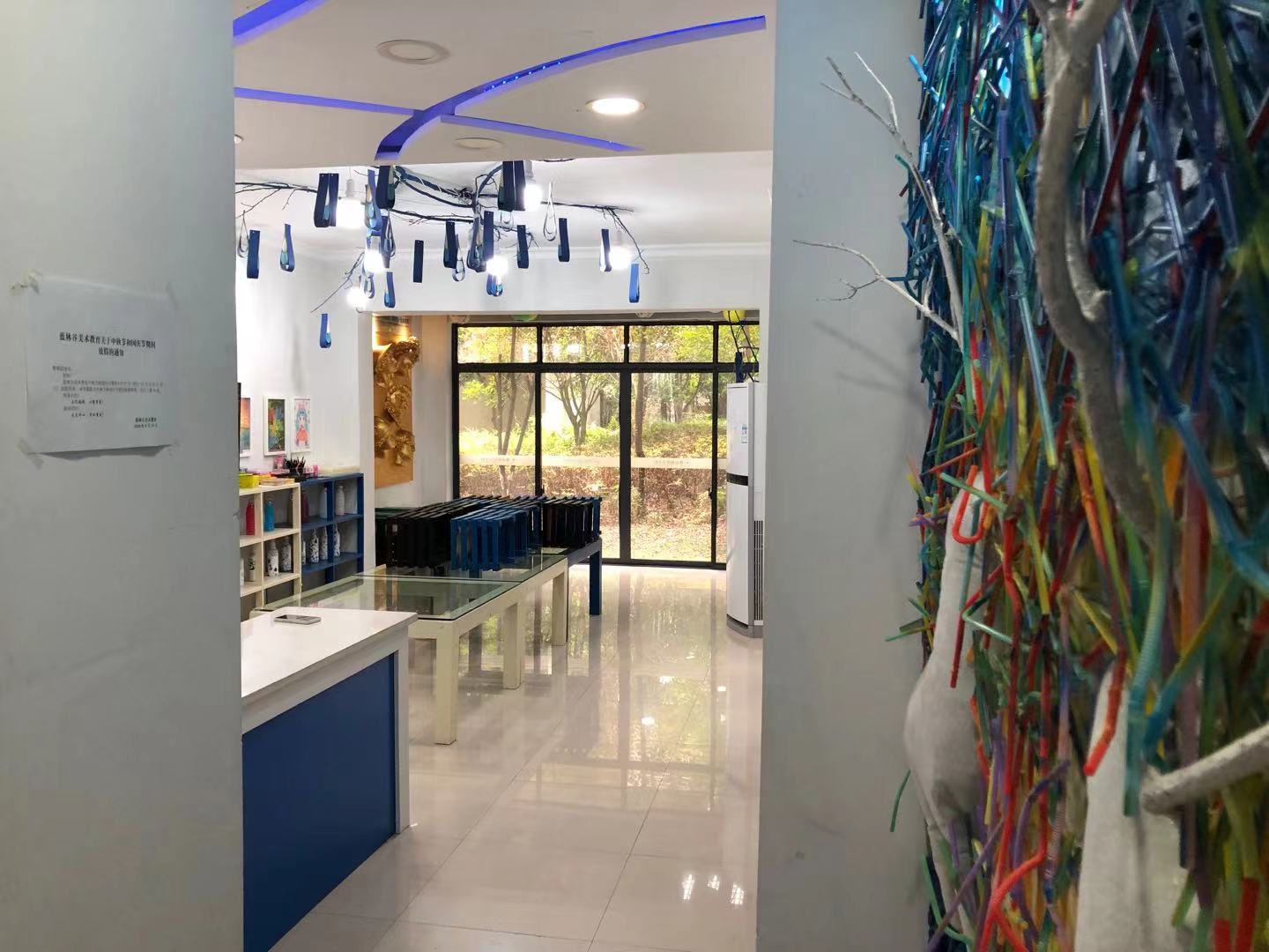 龙洲馨苑 2室1厅1卫 52.0万 龙洲馨苑 2室1厅1卫 52.0万卫生间