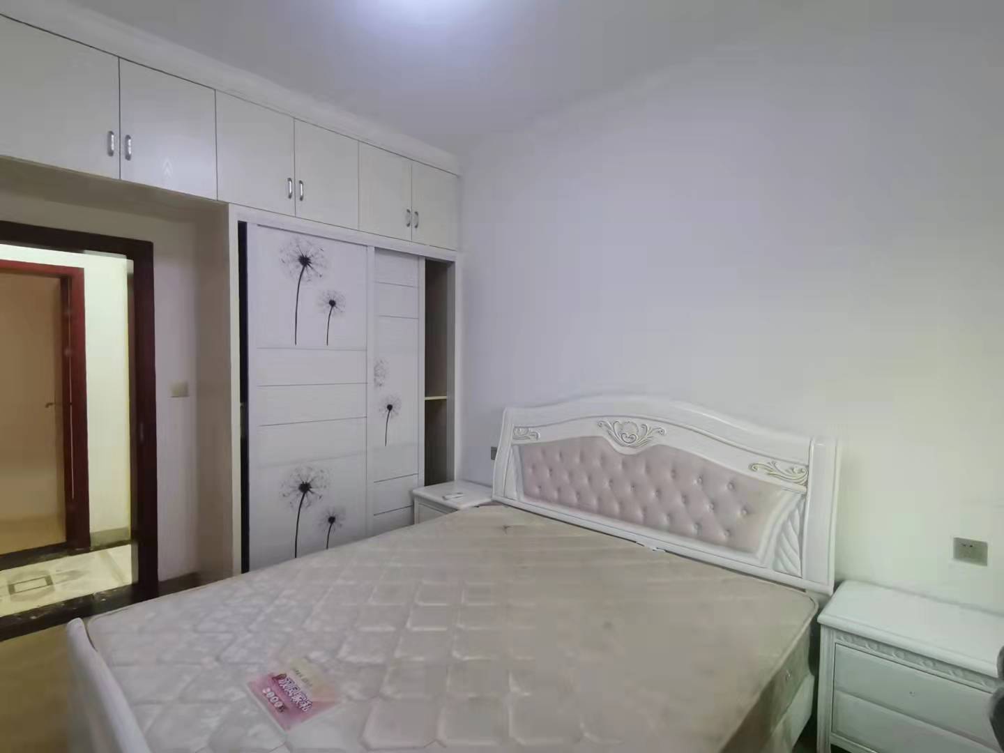 明兴翰苑一期  3室2厅2卫   2600.00元/月室内图