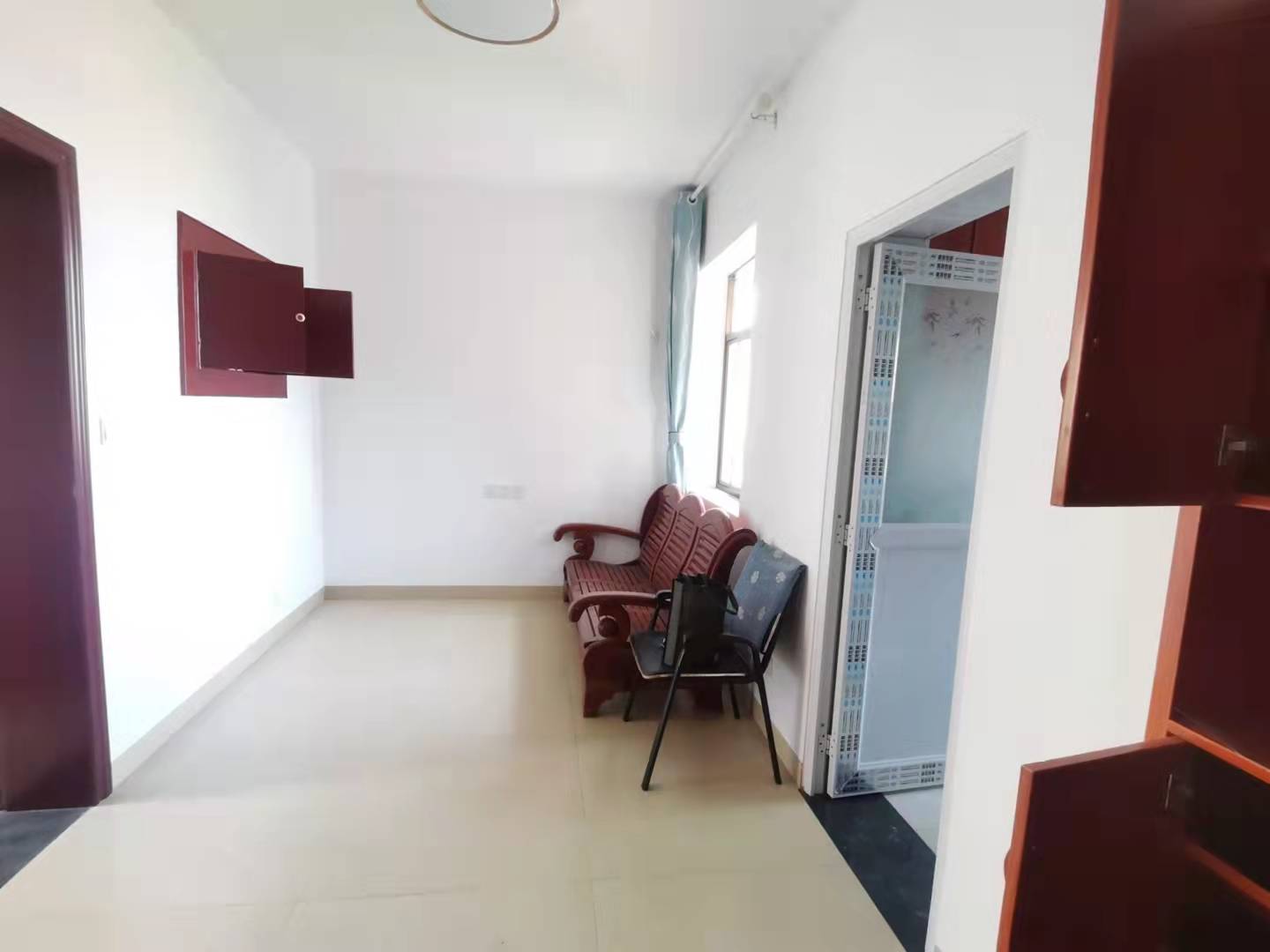 梓园社区(麻纺厂宿舍)  2室1厅1卫    850.0元/月 梓园社区(麻纺厂宿舍)  2室1厅1卫    850.0元/月室内图