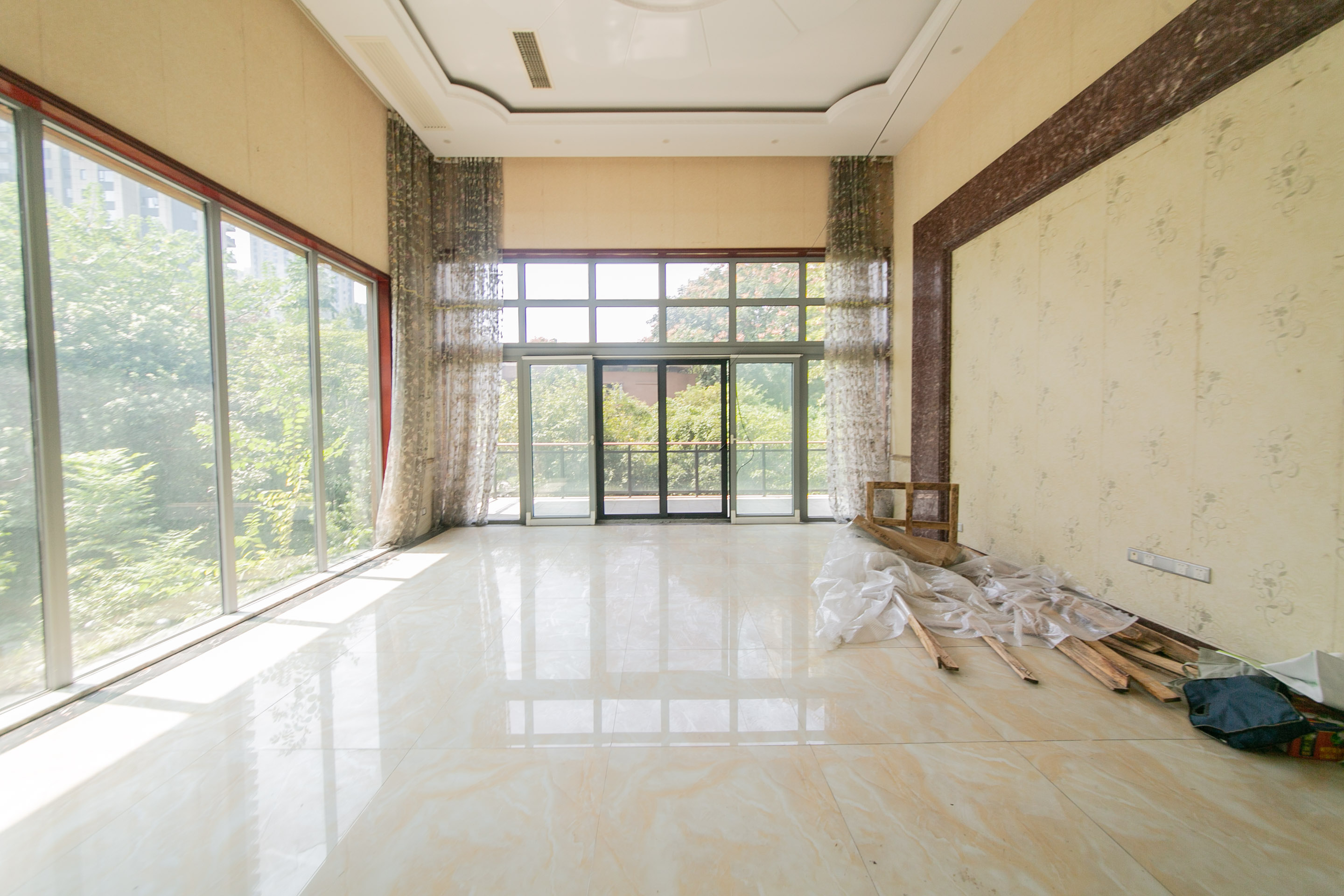 湘江壹号（创远湘江壹号）  5室3厅5卫   2596.00万客厅
